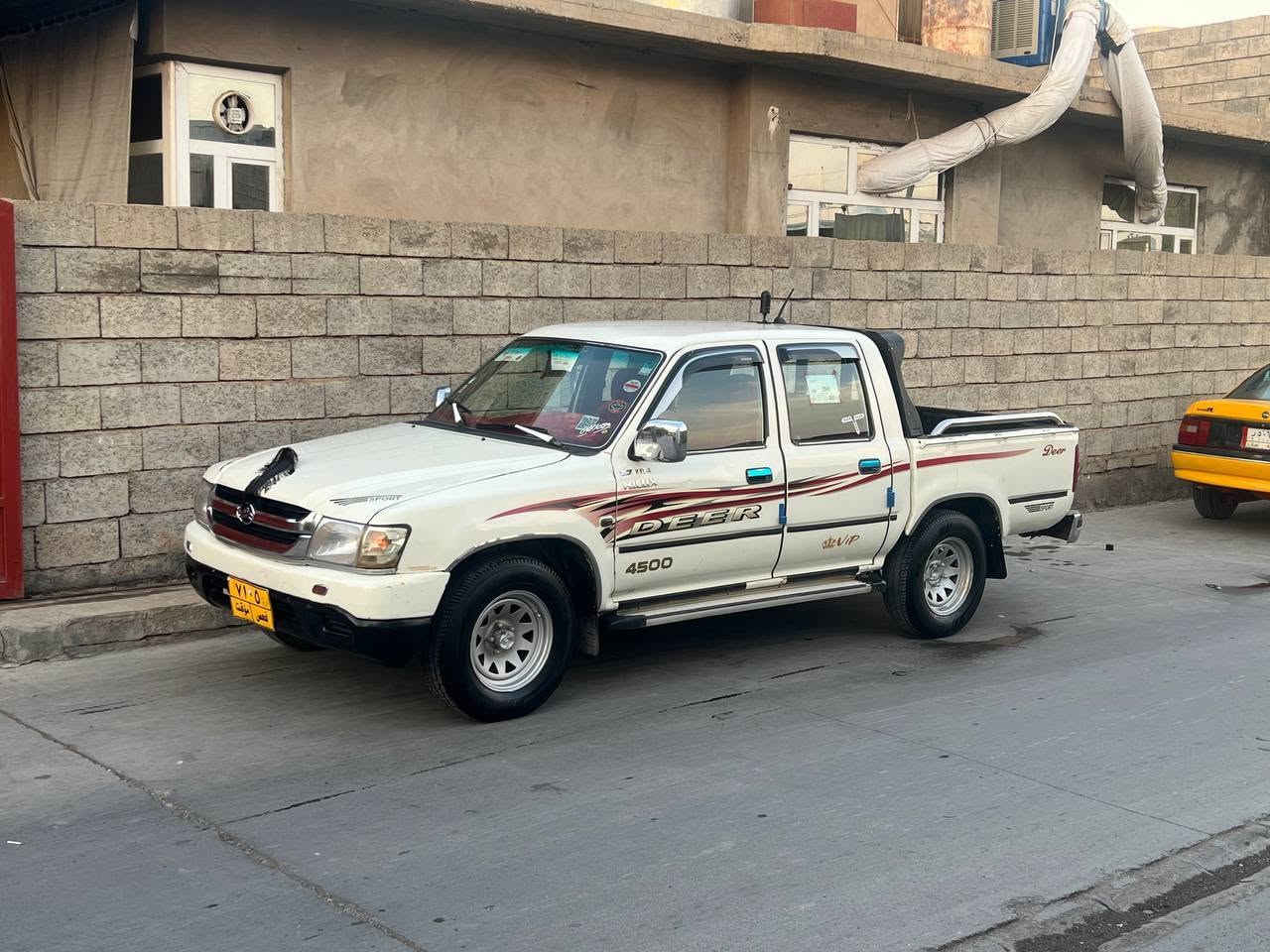 سلام علکم 
پیکاب دێر ... مەکینە بەخاخ ،،، بەخ کورت گێڕ کورت ،،،

کۆدی بۆ کراوە و مەنەفێس فسفۆڕ ئەسلی ،،،،،

گێڕ ،، مەکینە ،، اکسل ،، بەشەرتی 100 فیتەر ،، 

قفڵ مەرکەزی ،، چوار جام کارەبا ،، لایت زینۆن ،، 

کارەبایی و گشت گیانی بەشەرت ،، 

دەعامی بۆ دەعامی بەشەرت فیتەر ،، 

نرخ 39 گەڵا و مەجالێ برایانە ،،

ژ.م *********** .
