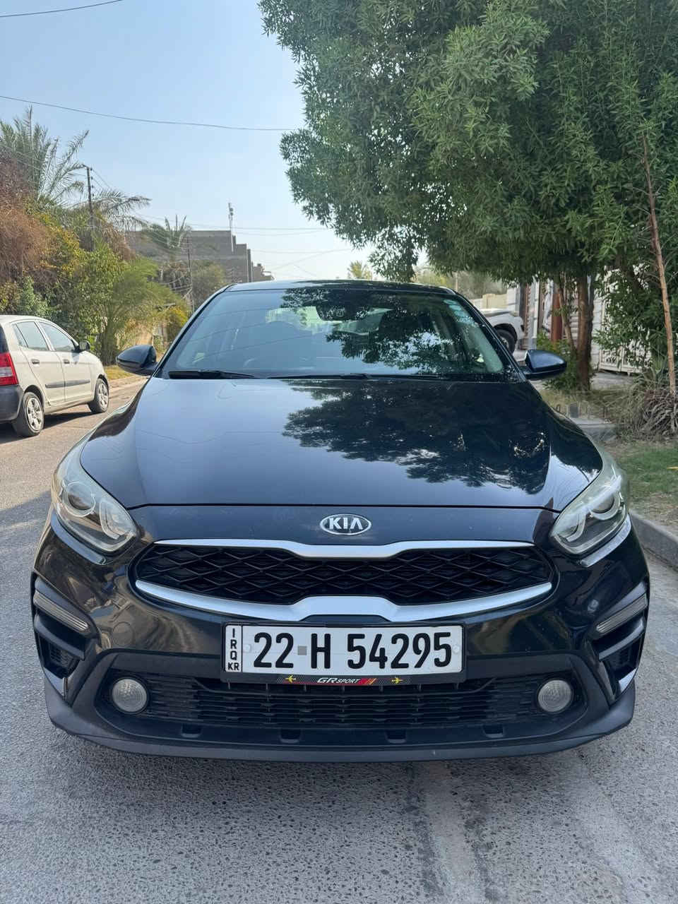 السلام عليكم
كيا سيراتو 2019 خليجي
محرك 1600 دوش
مكفوله من الضربه والصبغ والتبديل والبارد والسونار واضح كلشي فقط شبر بالدعاميه الخلفيه
رقم اربيل الجديد باسمي تريد وكاله او تحويل 
ماشيه 100 الف سياره جديده مال بيت 
شاشة كار بلي تبريد ثلج صدر جديد تخم تاير باتري جديد 
مكاني بغداد العامريه والسعر 135 ورقه وبيها مجال للشراي *********** محمد
