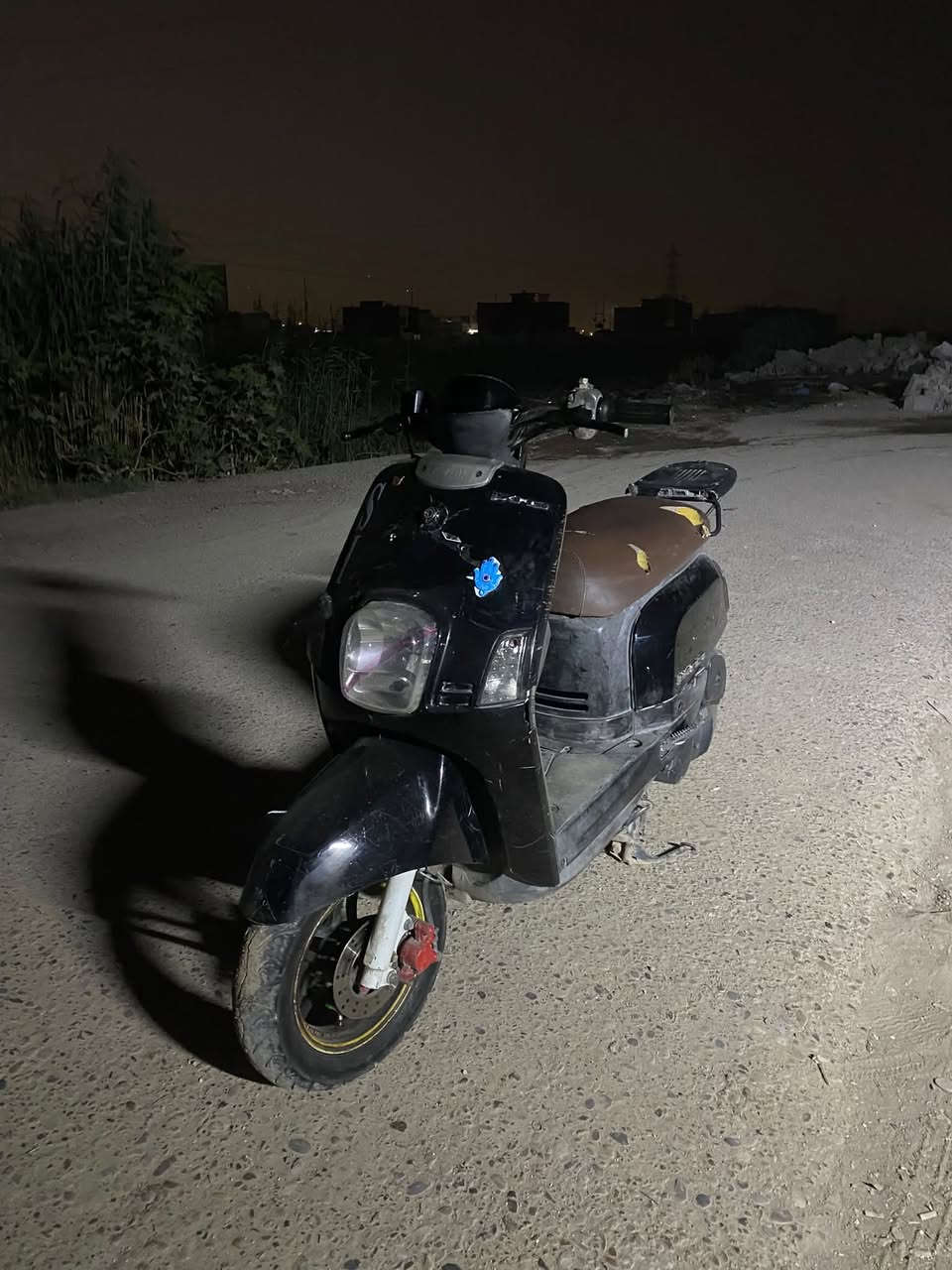 سلام عليكم دراجه بوليس لبيع مكينه نضيفه كفرات نضيفه كهربائيات شغاله تايرات نضيفه وياله الصليات. عوزهم صبغ البكان الشعله الرقم ***********
