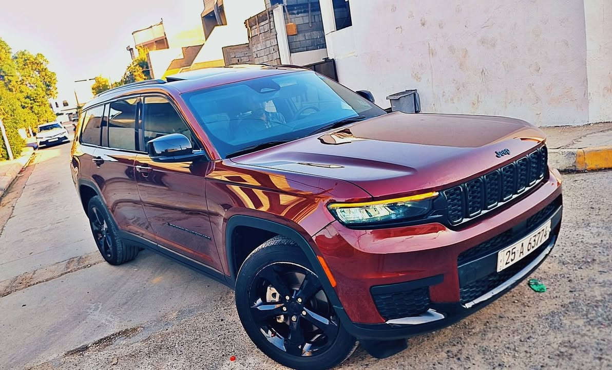 جيب شيروكي موديل ٢٠٢٤ 
سياره فول فتحه  ٧ راكب منفصل 
تبريد ٣ قطع 
ماشيه ٢٤ ميل 
رقم كركوك باسمي شهداء 
باقيلها سنه وتصير حره 
ضرر فقط باب سائق مبدل بلاد 
وباب خلف سائق نص صبغ 
ايرباك فقط برده مال باب وارجعه 
بجم كبس
 كير محرك بشرط 
مكان محافظة كركوك سعر ٢٨٠ 
*********** 
مراوس فقط اوباما او جارجر موديل ١٧ او ١٨ @إشارة

