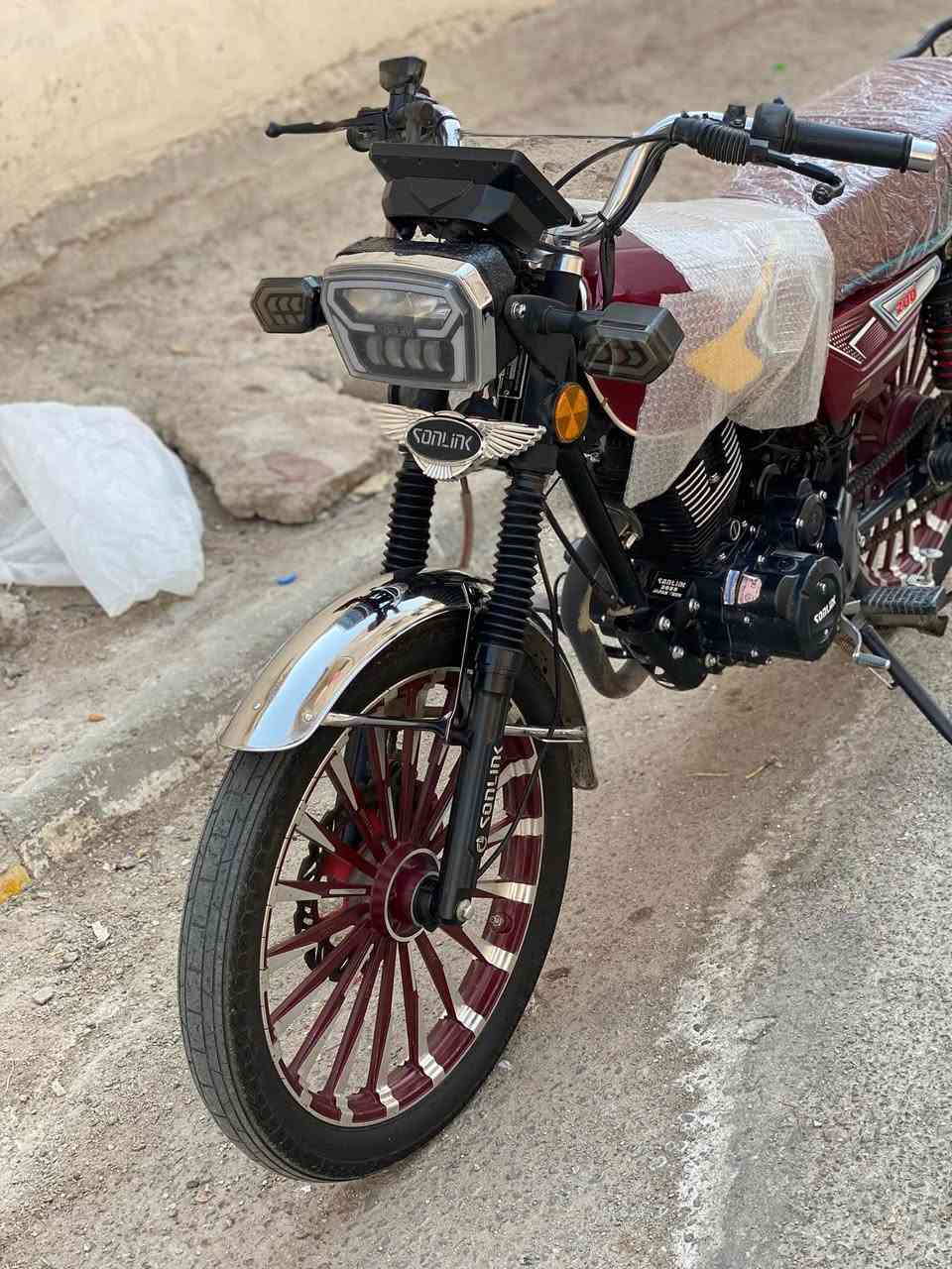 دراجة سيفان وراق سكنر بسمي بس ماتسجل اوراق كامله مكفوله كفاله عامه من كلشي جديده كلش خوان عنوان بصره ساحه سعد قرب الكراج سعر👈900👉قفل كلش بدون دهره تصال واتساب ***********
