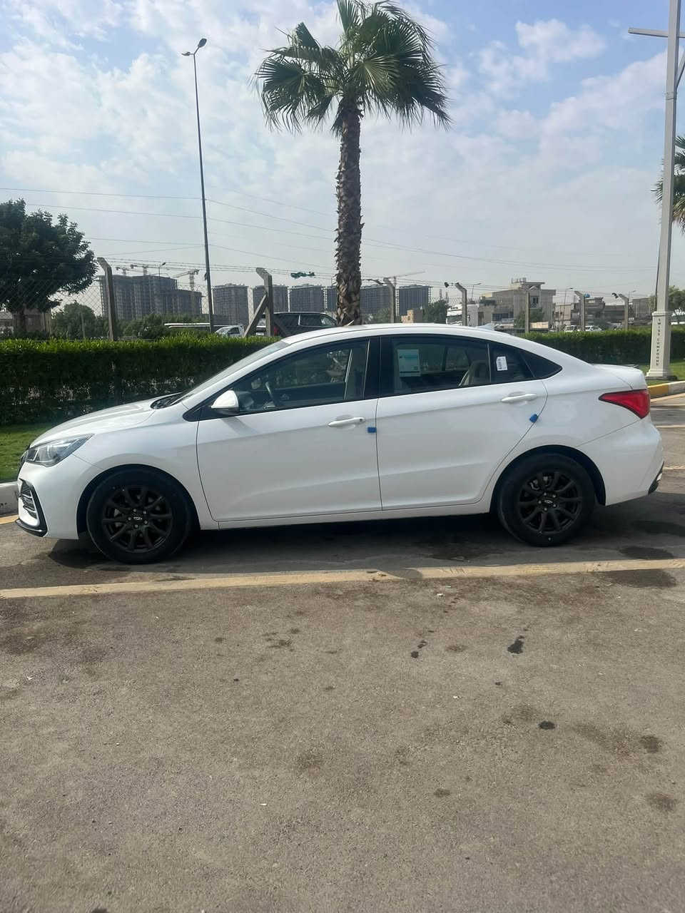 السلام عليكم للبيع أريزو 5
مواصفات استاندر 

كفاله عامه كير مكينه ضربه صبغ 

بيها ملاحضات بسيطه

السعر 100 وبيها مجال 

ملاحظه : السياره حره تحويل ثاني يوم 

الرقم : ***********
