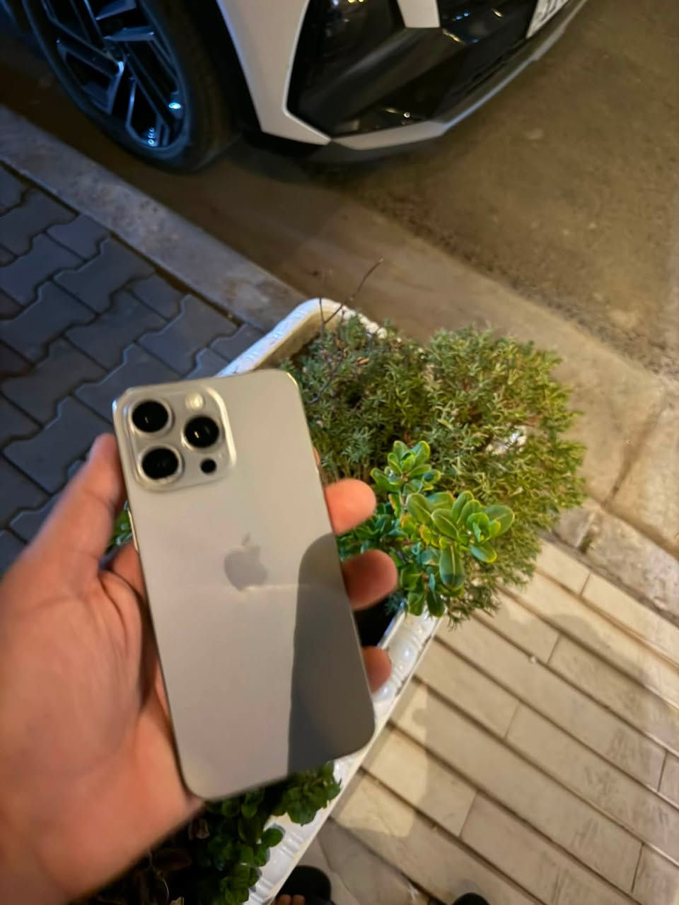 آيفون ١٥ برو ماكس ذاكره ٢٥٦ بطاريه ٨٥ الجهاز نضيف كلشش مبدل بي شاشه اصليه بس مو تفصيخ أولد لون تيتانيوم نت اتصال فرمت حدث كلشي شغال فيس إيدي كامرات كله شغال الجهاز مكاني كربلاء مقابل مجمع الدره سعره ٧٧٥ استفسار خاص او *********** توصيل موجود
