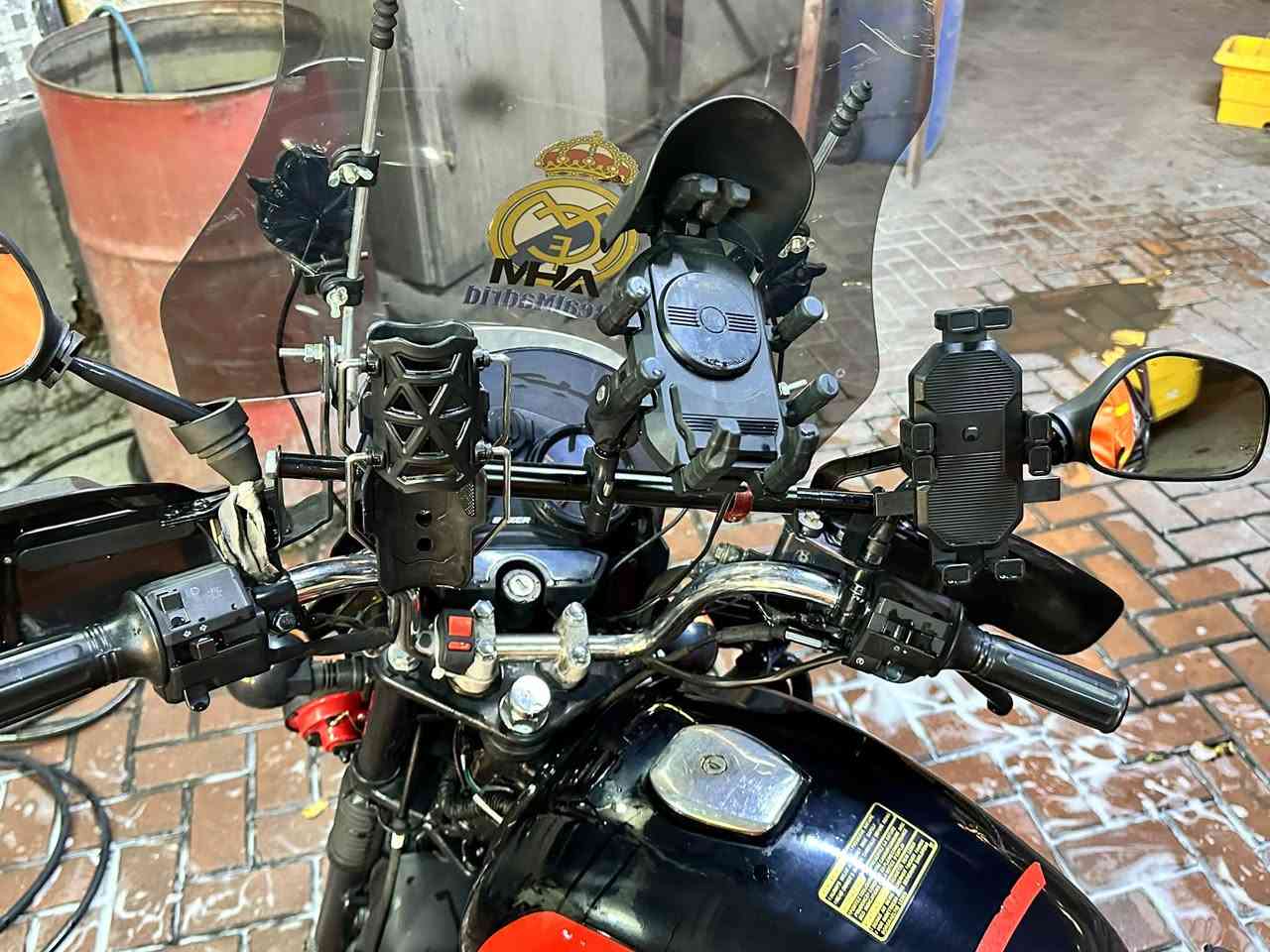 السلام عليكم شباب 🌹
دراجة بوكسر جبلي للبيع 🏍️
موديل 2022
الدراجة باسمي ورقمها باسمي، تحويل ثاني يوم 

✨ بيها إضافات حلوة ومميزة
✨ نظيفة ومعتنى بيها
✨ جاهزة للفحص والتجربة

💰 السعر: 2,450,000 دينار
والدراجة موجودة عندي.
مكاني بغداد الشعب 
رقمي ‪***********‬ رصيد واتساب فقط 

، والله يوفق الجميع 🌹
