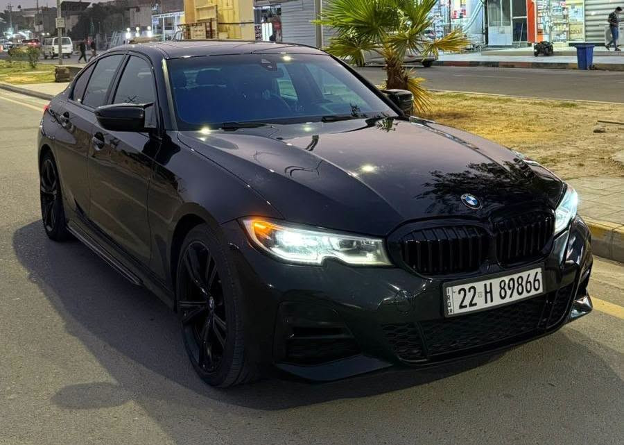 بي ام دبليو 330i موديل 2022

سيارة فول مواصفات، بحالة ممتازة ومواصفات مميزة.

 تفاصيل السيارة:
• الموديل: 2022
• الممشى: 94,000 كم
• الفئة: 330i
• المواصفات: فول مواصفات

 المواصفات والتجهيزات:
. دعاميات m
• فتحة سقف
• كشنات ميموري
• تدفئة الكشنات
• تدفئة الستيرن
• هيد أب دسبلي (Head-Up Display)
• Apple CarPlay
• كامرة خلفية
• رادارات أمامية
• رادارات خلفية
• قطعتين تبريد

 الحالة:
• سنوية جديدة
• الكير والمحرك مكفولين
• ربع البنيد مصبوغ فقط
• ضرر السيارة موضح بالصور
• رقم صاحب سيارة ***********
