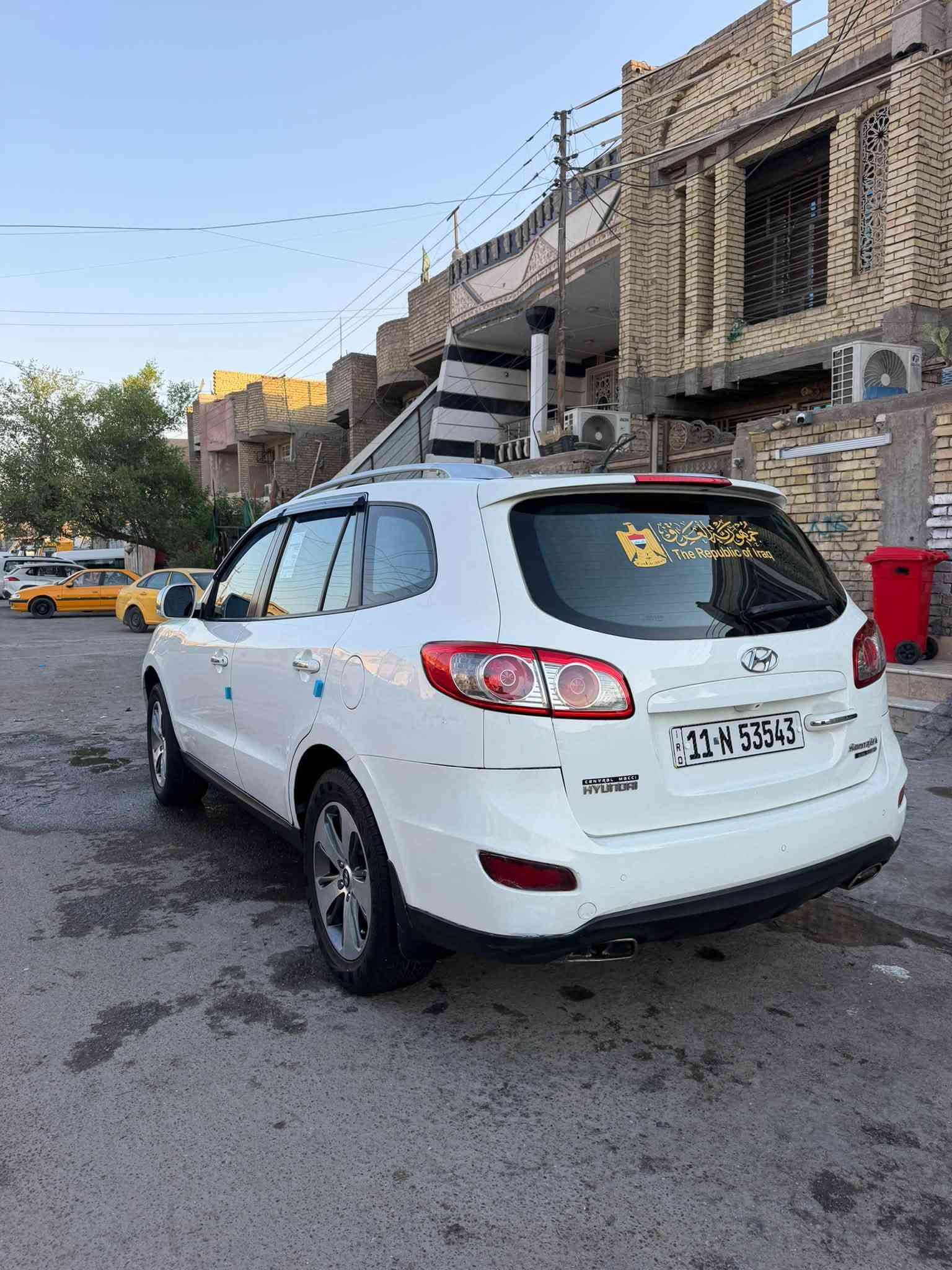 سنتافية للبيع موديل ٢٠١٢  خليجي محرك ٦ سلندر ٣٥٠٠ فول مواصفات ١/١ كويتي  سيارة جديدة وجاهزة محرك كير تبريد ثلج تخم تاير جديد سيارة كل نقص مابيها بصمة ابواب بصمة تشغيل سلايت روف ٧ راكب تبريد تلث قطع كشنات جلد وكهرباء مري شفط شاشة كامرا حساسات رادرات فور ويل مانع نحراف سيارة فول ماشيه ١١٩ الف سيارة بيها تلث مكانات صبغ اصغار فقط رقم بغداد الماني الجديد تحويل ثاني يوم سعرها ١٢٨ ورقه ومكان السيارة بغداد البلديات ***********
