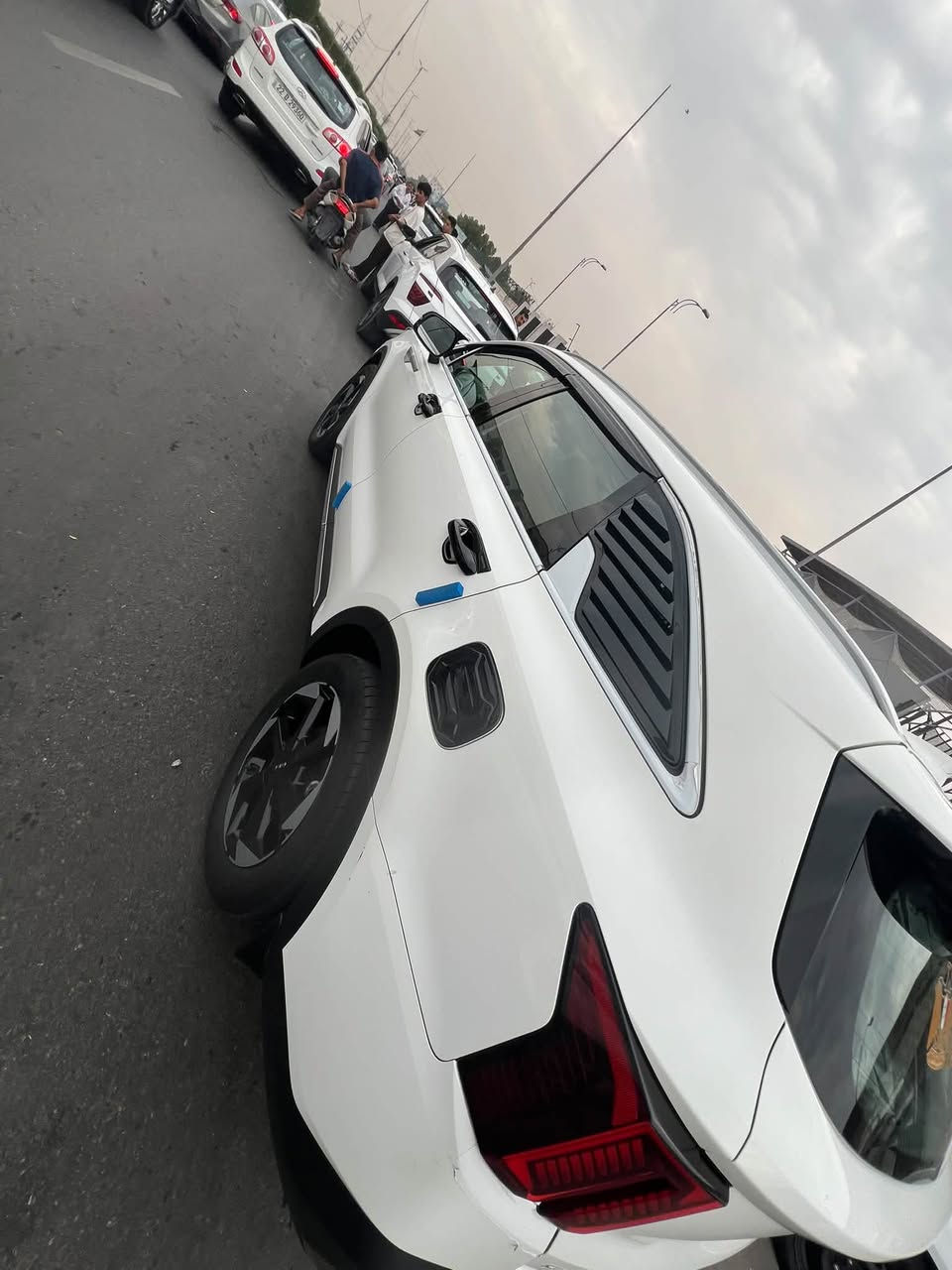سورنتو ٢٠٢٤ • ٦ سلندر • ماشي ٤٧ الف