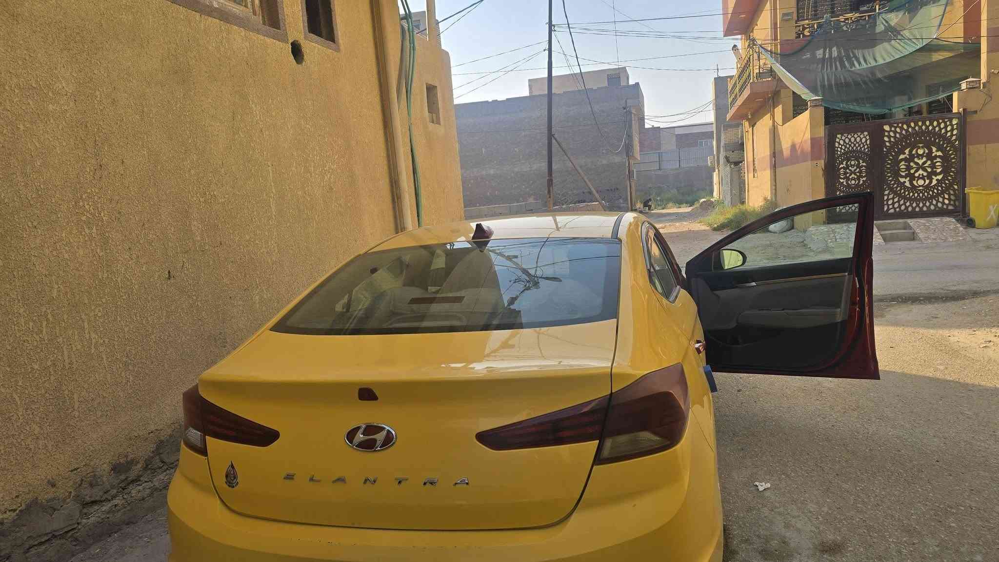 السلام عليكم النترا للبيع 2019 كير AT منظومة غاز مصفرة هيئة وغرامات رقم بغداد انكليزي مميز الحادث مثل مموضح بالمشور قطعة وحدة فقط
البنيد الباقي كفالة 
لايت زنون
شاشة كبيرة
كامرة دوارة
دوشمة كشنات
ارضية جلد
تحكم جهتين 
مانع انزلاق
مانع تصادم
تحديد مسار
نقطة عمياء
ثلاث انظمة قيادة
السيارة خير من الله كبل تتوكل ع باب الله 
علما السيارة تكسي جوال ممسجلة بخط 
للشراي السعر 120وبيها مجال بسيط حگ الجية مكان السيارة كربلاء للاستفسار ***********
