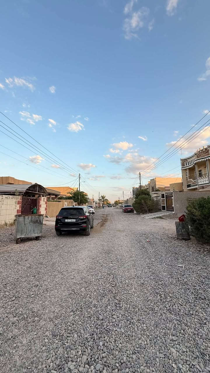 السلام عليكم ❤️
قطعه ارض للبيع ✅

بسعر مناسب ✅

العنوان : تكريت القادسية قطعه 500 خلف اسواق العبد 📍✅

المساحه : 300 متر الواجهه 10 النزال 30 ✅

عرض الشارع 15 متر ✅
القطعه مسيجة كامله 

للاستفسار اكثر مراجعة مكتب عقارات السردام 📍✅

***********
