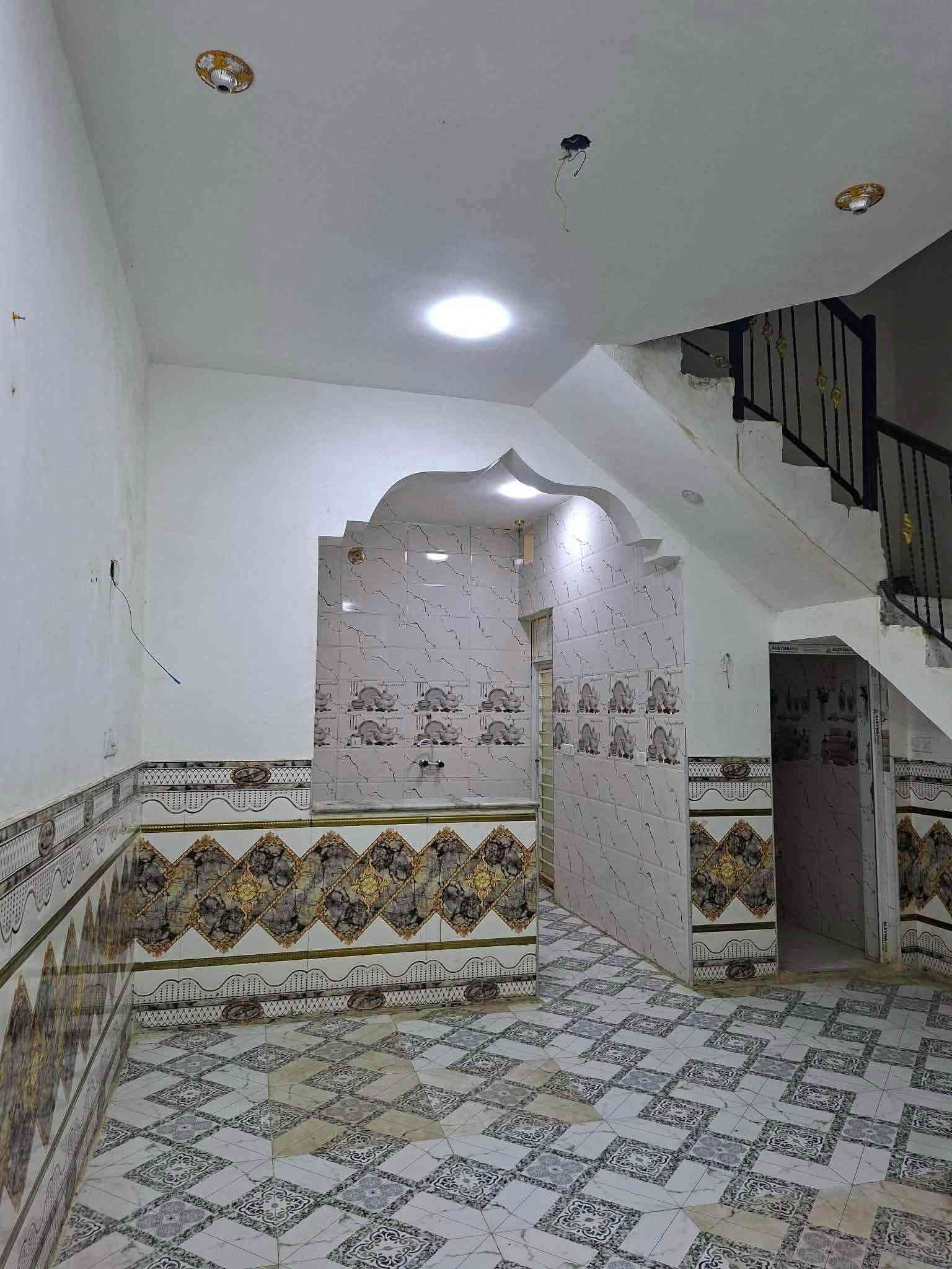 مشتمل • شيشان ثانيه • بناء حديث