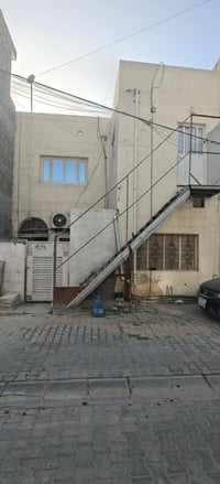 عكاده شارع عمر • ٩٧م • ٣غرف