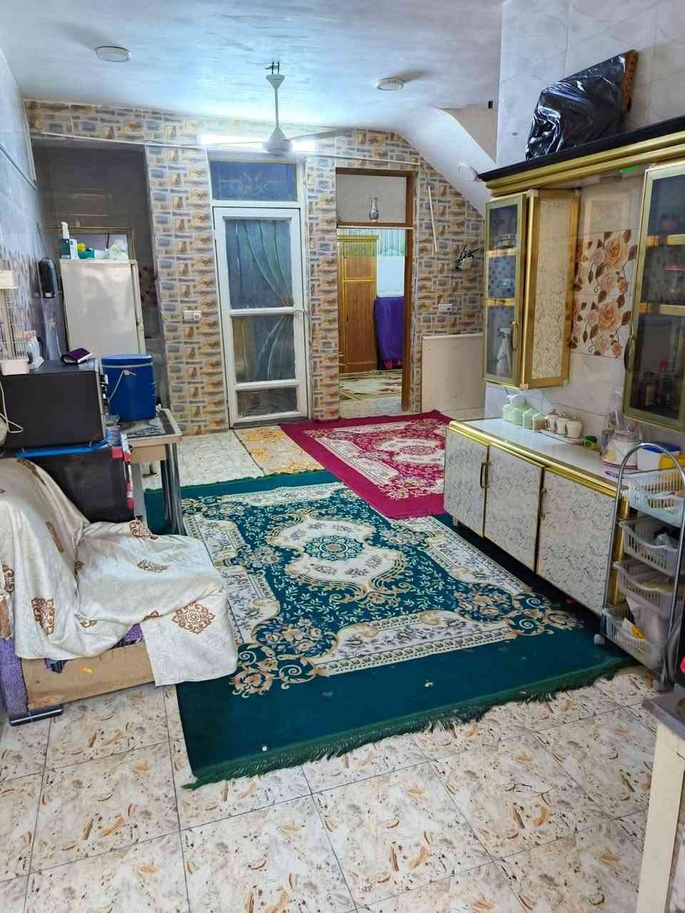 🏠 للبيع بيت في الزعفرانية – فرصة مميزة جداً 🔑
📍 الموقع: الزعفرانية، نهاية شارع المعهد – السدة
📐 المساحة: 100 متر مربع
🏡 طابقين بخريطة واسعة ومريحة
🔹 الطابق الأرضي: غرفة
🔹 الطابق الثاني: غرفتين كبار جداً + سويت كامل ✨
🚿 عدد الحمامات: 2
💧⚡ متوفر جميع الخدمات: ماء، كهرباء، وتبليط
📌 ملاحظة مهمة: البيت خامس بيت عن الشارع العام، وموقعه ممتاز وسهل الوصول.
📞 للاستفسار والتفاصيل:
***********
🔑 للجادين فقط، والمعاينة خير دليل
