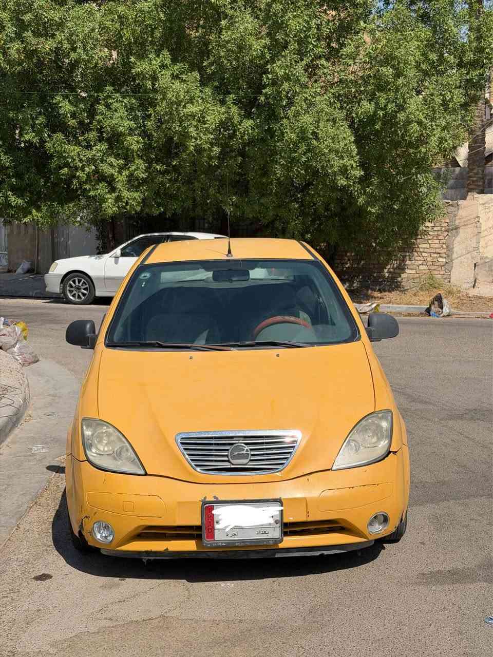 طيبة 2015 بغداد للبيع 
٢٨ ورقه وبيها مجال 
محرك وكير وصدر وتبريد نضيفات 
كهربائيات كاملة 
رقمها بغداد باسمنا 
مكاني بغداد المنصور للاستفسار 
*********** 
***********
حاليا بيها خياسات بالهلالات فقط بغداد, العراق
