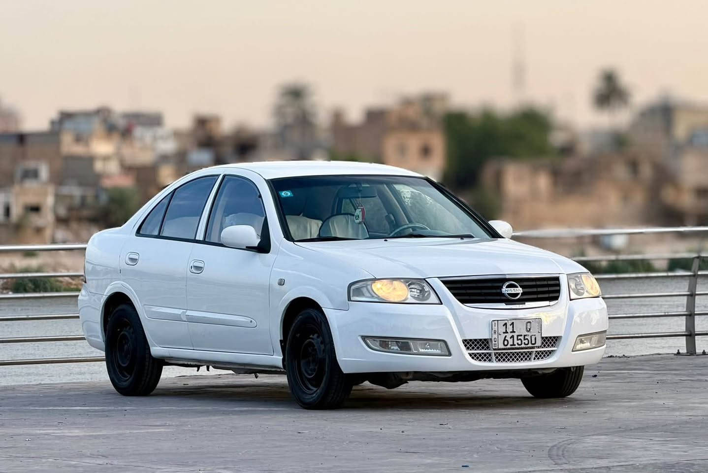 🚘 نيسان سني | موديل 2009
✨ لون أبيض، سيارة مرتبة ونظيفة

▪️ محرك 1500 CC
▪️ قير أوتوماتيك
▪️ تبريد ممتاز
▪️ داخلية نظيفة ومرتبة
▪️ تظليل
▪️ حساسات خلفية
▪️ السيارة جاهزة للاستخدام

📍 الموقع: بغداد
💰 السعر: يحدد عند الاتصال
📞 للاستفسار والتفاصيل: *********** بغداد, العراق
