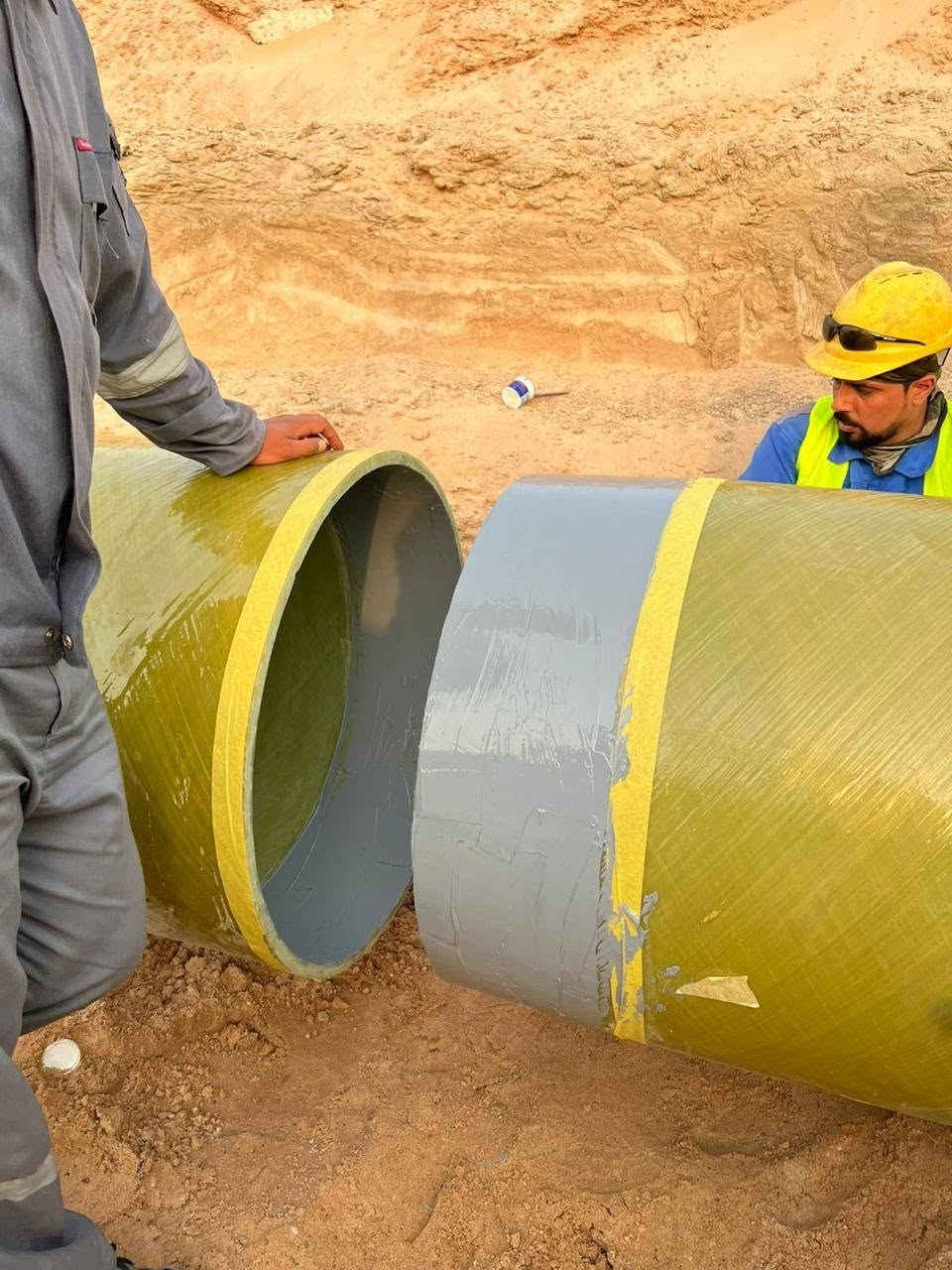 إلى جميع الشركات وأصحاب المشاريع محطات الماء والمجاري يتوفر لدينا فريق ومعدات اختصاص في تنفيذ جميع مشاريع أنابيب GRE و GRVوGRP لطلب والاستفسار التواصل على الواتس ***********

