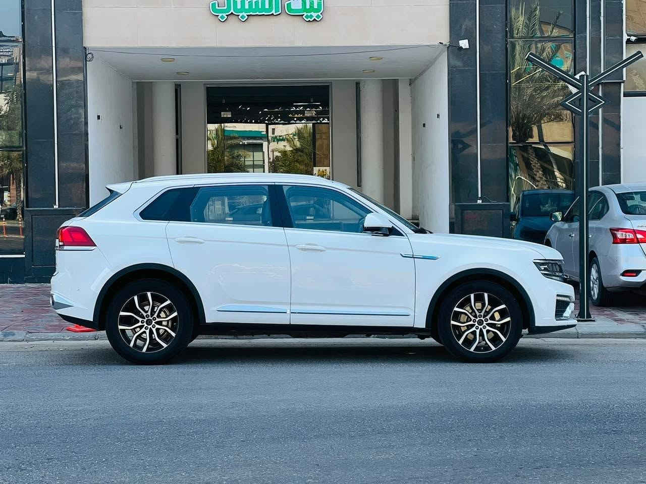 دومي 2019 X7سياره فول مواصفات 1/1 كفاله عامه من ضربه وصبق وتبديل
السعر 97وقابل التفاوض
 لاتصال ***********
موصفات معروفه بنراما تحكم اشاره مري شاشه كامره حداديه تخم تاير تبريد ثلج مكان السياره كربلاء كربلاء, العراق
