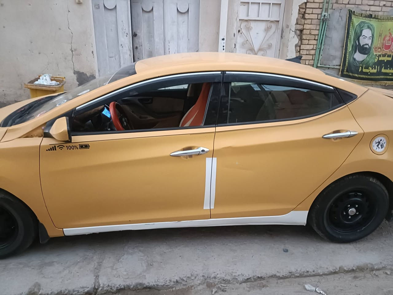 السلام عليكم 
النترا 13 امريكي سياره جاهزه من كلشي ألف دينار ماتخسر عليهه ومحمد مكينه 1800 مشدوده طابوكه تبريد ثلج باتري جديد البارحه ماخذه تخم تاير جديد ادامه كامله مسويلهه مامخلي بيهه اي شي نقص رقم بغداد بأسمي تحويل مباشر حادثهه موجود وي الصور السعر 88 وبيهه مجال للشراي رقمي 
***********

