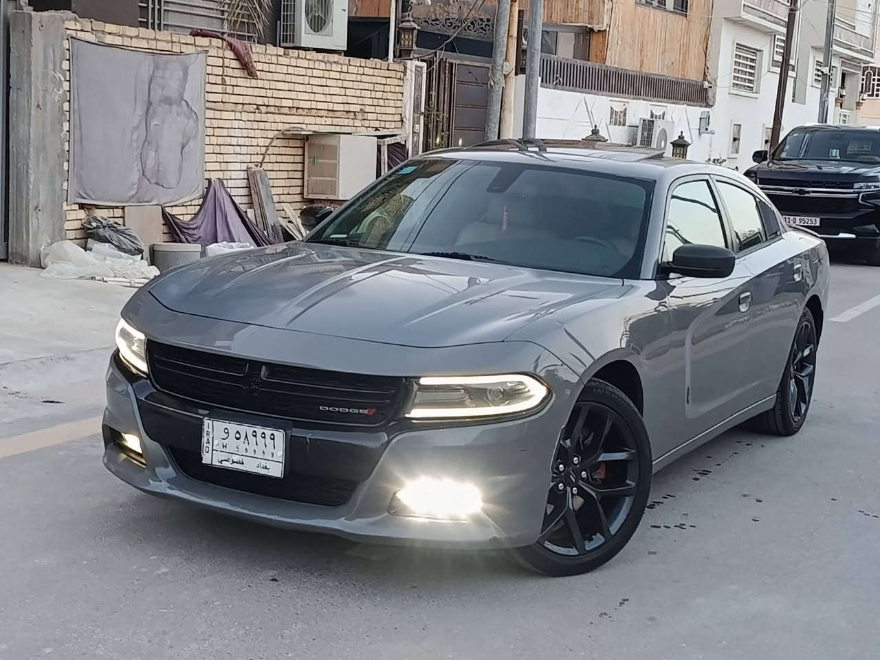 جارجر 2017 أصل كندي كفاله عامه رقم بغداد فول مواصفات رالي أعلى فئة بالSXT مكينه 6 سلندر ماشيه 160 سياره حيل جديده و جاهزه مكانها ناصرية حي أور سعرها مناسب اتصل و بيك خير و تدلل ***********/***********
