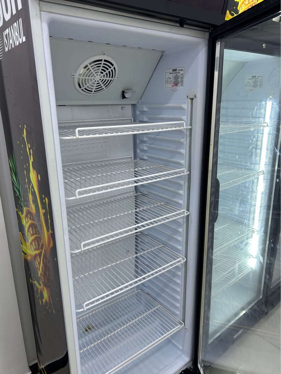 ثلاجات • ٣ قطع • مستعمل قليل