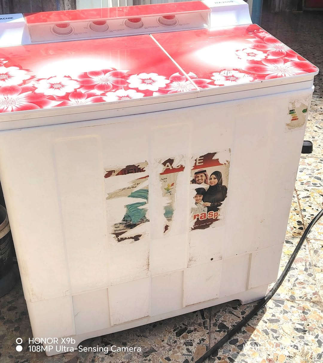 غساله كبيره غسل وتنشيف وتفريغ  جديده ستخدام قليل للبيع سعر 120الف بغداد الرشاد تصاله ***********
