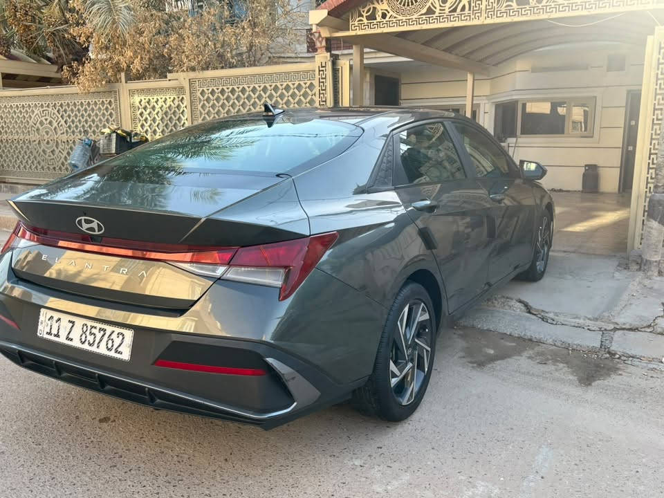 🚗 هيونداي النترا SEL 2024

🌏 وارد أمريكي

🔺 المواصفات

▪️ محرك 2000 DOHC دوش

▪️ كير على وضع الشركة

▪️ بصمة تشغيل وأبواب وجنطة

▪️ تشغيل عن بعد ⚡️

▪️ جنطة ذكية تفتح أوتو عند الاقتراب 🚶🏻‍♂️

▪️ دشبول إلكتروني متصل

▪️ إنارة داخلية محيطية متعددة الألوان 🌈

▪️ رادارات 360 درجة

▪️ رادار جانبي للنقطة العمياء ⚠️

▪️ رادار خلفي ‼️

▪️ رادار أمامي ❗️

▪️ تحديد مسار + سياقة آلية

▪️ توقف ذاتي عند الاقتراب من سيارة 🚳

▪️ لايت زينون عدسات + LED

▪️ كامرة دوارة

▪️ شاشة لمس، نفكيشن، Wi-Fi، GPS، Android Auto + CarPlay 📲

▪️ فول تحكم ستيرن

▪️ كروز مثبت سرعة

▪️ 3 وضعيات قيادة: Smart - Sport - Normal

▪️ داخل أسود

▪️ أوتو هولد + إطفاء المحرك الذاتي

▪️ منافذ USB / AUX / 12V

▪️ نظام ABS / مانع انزلاق

▪️ شاشة ضبط بالدشبول

▪️ حساس إطارات

▪️ ويل كب كروم

▪️ تبريد كلشي بلادي على وضع الشركة

▪️ كهربائيات ومحرك وكير وتبريد بدون أي عطل السياره بسمي شخصيآ واني مستوردها هزه جديده سنويه جديده رقم نكليزي السياره حادثها بمريكا فقط جاملغ راجع بارد بدون ايرباك وبلعراق صار بيها باب السايق والورا والباقي كلير توحيد لون بدون دواخل بدون ايرباك وشرط الفحص مكاني بغداد واي استفسار رقمي *********** السعر 140 وبيها مجال
