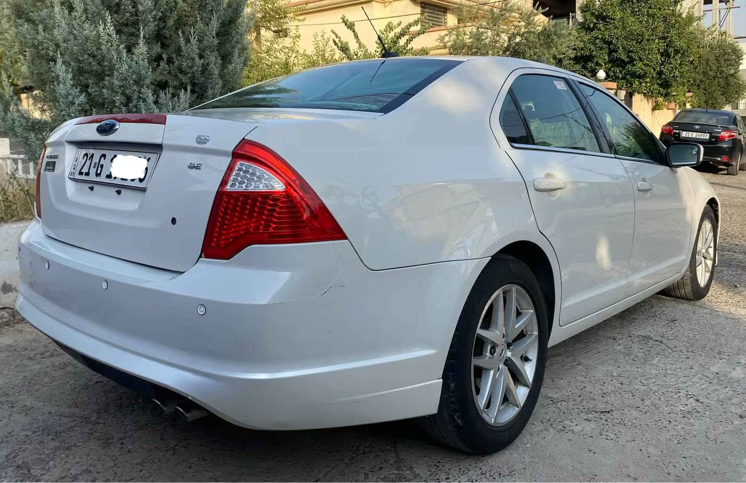 Ford fusion
مواسەفات SE ٢٠١٠
بێ بۆیاخ  ،  ناوزەرد
گێر ئۆتۆماتیک
چوار جام کارەبا
حاسەی بەگ 
سیستەمی سەوتی SYNC 
مەکینە ٢.٥ چوار پستۆن (مەرغوب)
هەموو گیانی بەشەرت 
چوار تایەی تازە کامل سێرڤس کراوە
تەبرید سارد و گەرم 
سعری 90$  گەڵاو معامەلە
***********
***********
————————————————————————
