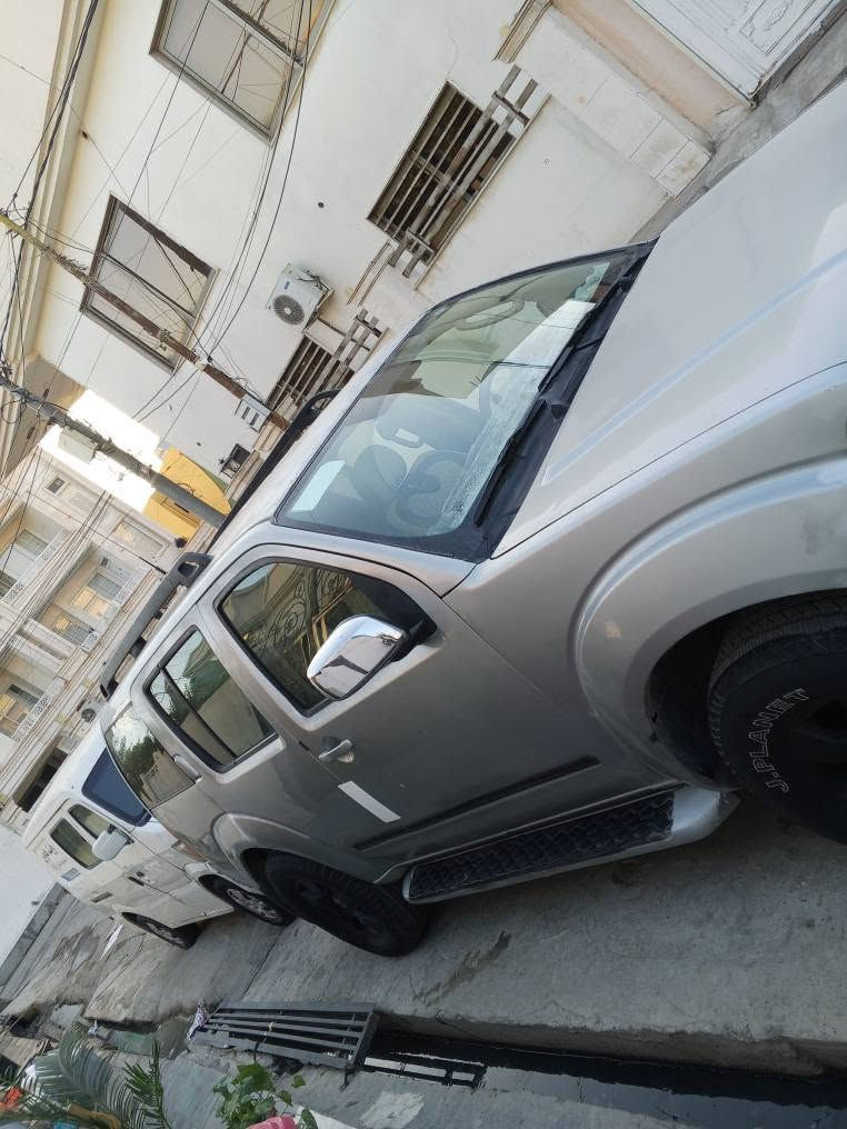 نيسان باسفاندر 2006 فول مواصفات 
سلڤر 4×4 دبل اكسل ناو زه رد تبريد تؤماتيك
نیسان پاسفاندەر 2006
خلیجی
گێڕ تۆماتیک
v6
4×4 of rowd
دەبل ئەکسل 
گێڕو مەکینەو تەبرید بەشەرت
تەبرید مەرکەزیی 
چوار تایەی نوێی ڵەسەرە
جام کارەبایی
تحدید سورعە
کوشن 3 ریز
کامیرا شاشه
حيزام سبوغ
غرامەی 75 هەزار
250 هەزار ڕۆشتوە ناو کرێمی زۆر خاوێنە ڵەگەڵ سپێری بیڵادی
نرخی تەنها 69وەرەقەو مەعامەڵەشی تێدایە
گۆڕینەوەش دەکەم
ژمارەی تەلفون *********** أربيل, العراق
