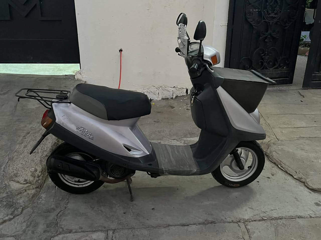 للبيع ياماها سلة صغير نشطه 
محرك بلادي yamaha شرط ممفتوح 
كابريتر بلادي japan شرط 
صالنصه بلادي yamaha 
شوتة بلادي yamaha 
فيت بمب بلادي tokyo 
سلف هندر كهربييات شغال بلادي شرط 
الدراجه جديده ونشط تايرات جديد 
سعر-525)بي مجال-***********
