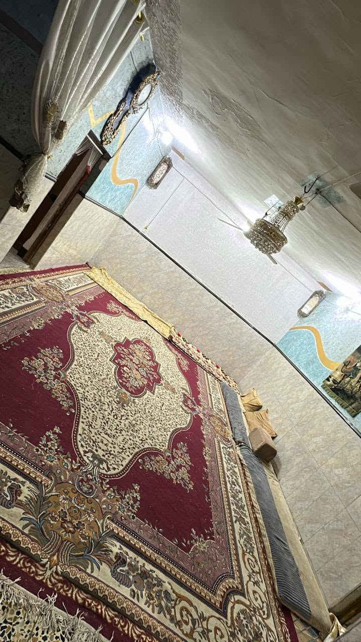 دار200م بيع مستعجل حي الشعداء خلف التجاري 
الستفسار ***********
