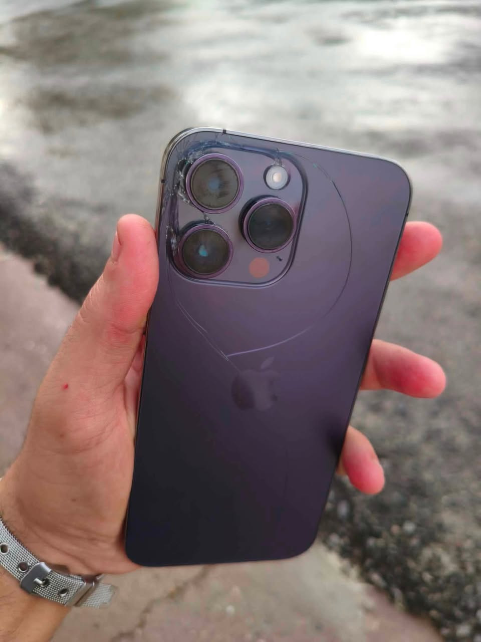 ايفون 14 pro max
بطاريه 91🔋
ذاكره 256💎.            (‭***********‬)
تك سيم 💎
نموذج m
(((جهاز نضيف شواصي نضيفه وضع شركه ما مبدل اي شي
فق يعوزو تبديل ضهر )))سعر 🔹850🔹 وبي مجال شراي تواص خاص مو شراي لا تعبني 👋🏻
