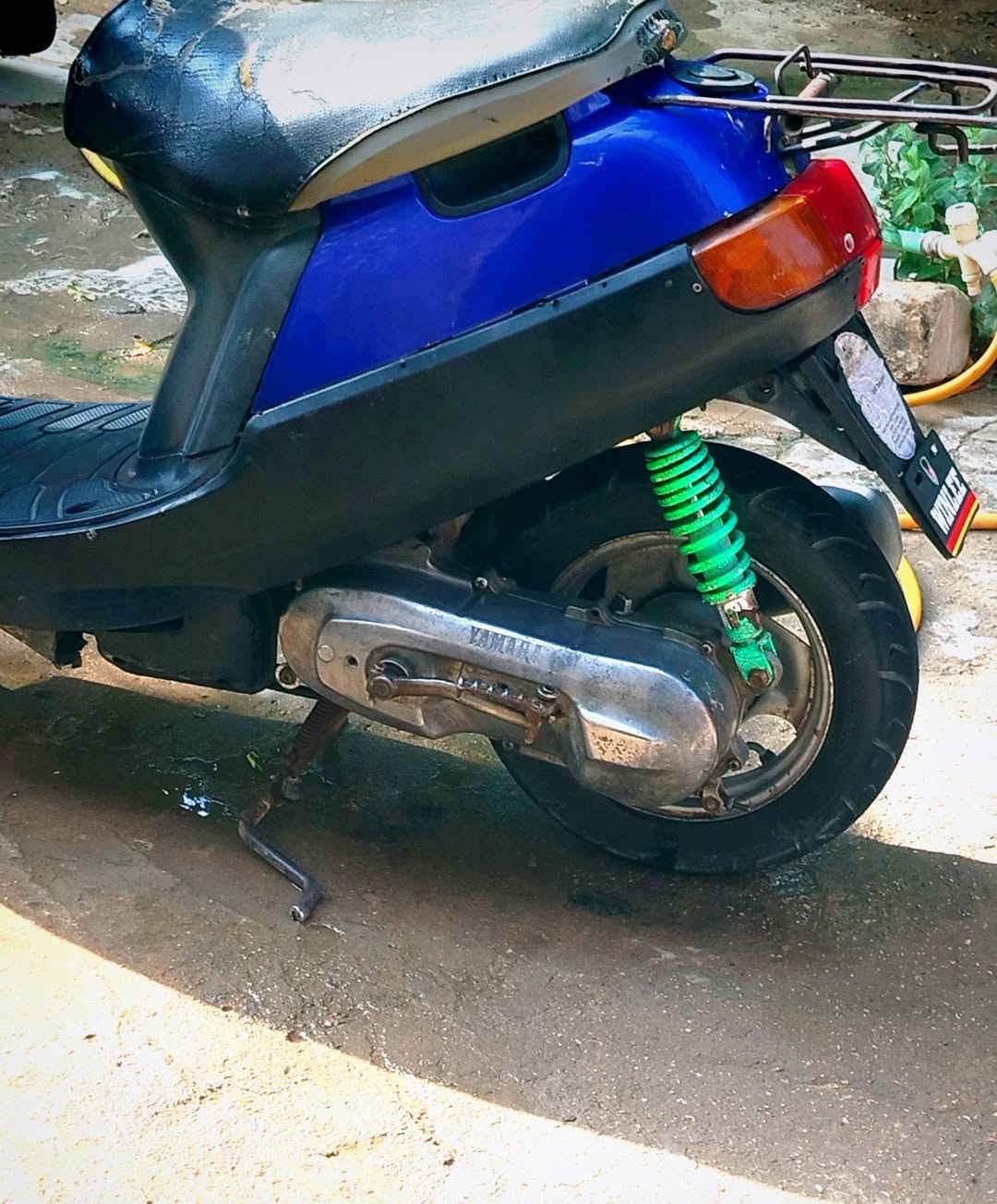 سلام عليكم
دراجه لبيع مكفوله من سرقه 
 دراجه جاهزه ما عايزه برغي 
السعر 200 وبيه مجال 
الاتصال عل رقم 
***********
