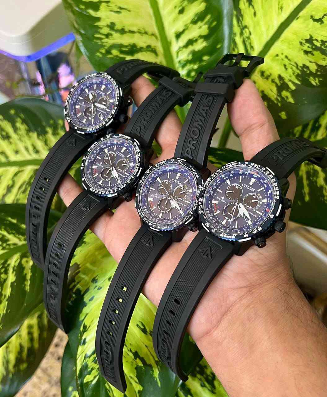رابط مجموعة الواتساب 
https://chat.whatsapp.com/J5QNuN5CiVe8ZeCO1f8OMq?s=cl&p=a&mlu=4&ilr=4

رابط مجموعة تليگرام 
https://t.me/OscarForWatches
سيتزن سكاي SKY
مستخدم / ضمان 6 اشهر
رقم الموديل CB5006-02L
قطـر السـاعة 46mm
ايكو درايف / راديو كونترولد / جرس منبه
مؤشر شحن بطارية / ايام الاسبوع / تقويم دائم
تاريخ شهري / توقيتات دولية / كرونوغراف

للاستفسار *********** واتساب
العنوان / م الصدر - شارع الداخل ق12
