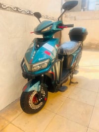 الماسة • مستعمل قليل • ٦ بطاريات