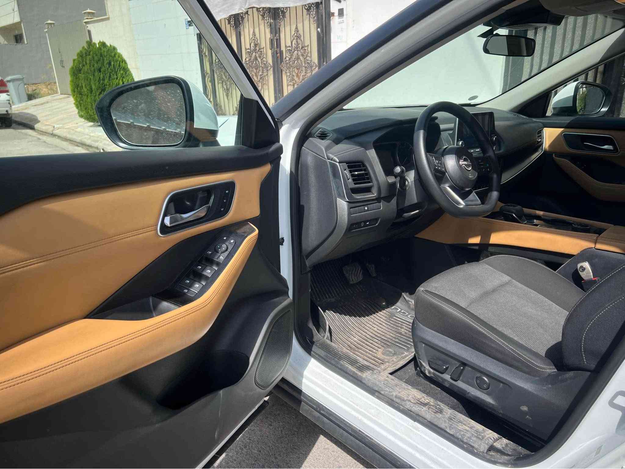 Nissan rogue 2024
٢٤هةزار كيلو مةتر روويشتووة نموونة لةجواني بي سبوغ  تةنها دةعامي سبوغة بي شوخت و قةپو قوپ مواسفات Sv دةبل ئةكسل ٣پستني توربو رادار خةتي جادة و سندوق شةفت و كوشن كارةبايي كوشن خةزن حةساس كاميرة زور مواسةفاتي تر بة نسبةت سبوغ سةيارةكة بي سبوغة دةعمةكةي خةفيفة بةدةنةي گوراوة شانصي و بةردي گزوز و دارو بةردي بةشةرت دةدةم تا بليي سةيارةكي جوانة ماشاءالله ي دةويت بةنسةب سعري داواي ١٥٧ وةرةقةي لي دةكةم و مةجاليكي برايانةي تيداية بو زانياري زياتر پةيوةندي بةم ژمارة تةلةفونانة بكةن:
واتساب و كورةك:***********
كورةك :*********** أربيل, العراق

نص مكتوب في الصور:
- 12:57 LTE 87 2 / 18 1:1 BIDCARS bid.cars
- 12:57 87 LTE 1 / 18 1:1 BIDCARS bid.cars