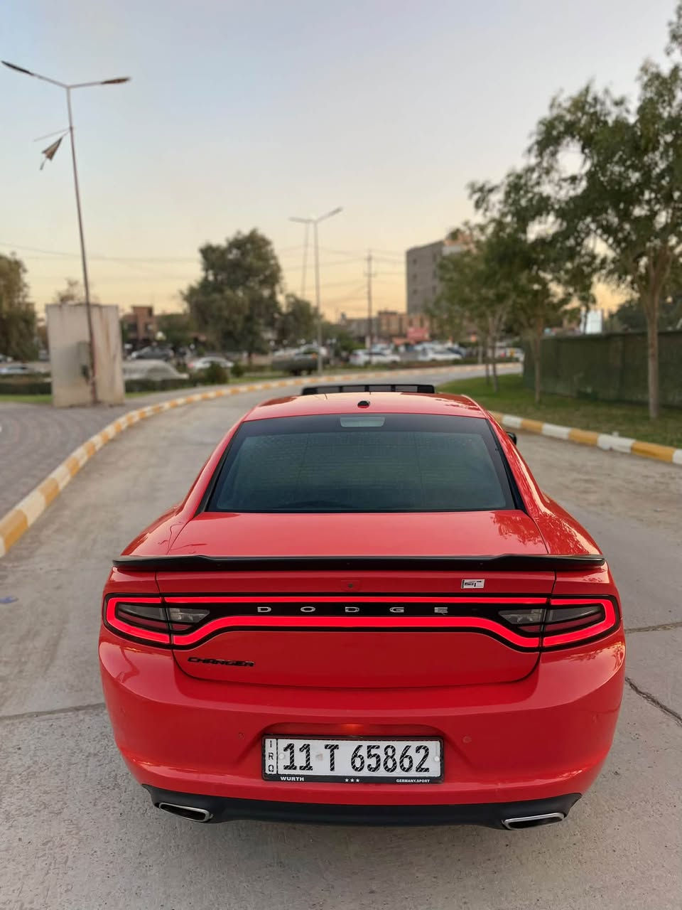 بسم الله الرحمن الرحيم
اللهم صلِّ على محمد وآل محمد 🤍

🚘 للبيع سيارة جارجر موديل 2018 خليجي وكاله هارلم ✔️

كير مكينه تبريد كفاله ❄️

🔹 6 سلندر تو ويل

ماشيه 72 K

🔹 رقم بغداد

🔹 وارد خليجي وكاله هارلم 

🔹 فول مواصفات

🔹 فتحة سقف

🔹 بصمة

🔹 كيشينات جلد

🔹 شعار Sxt

🔹 تدفئة كيشينات

🔹 حساسات خلفية

🔹 نظام Sport

🔹 رادارات جانبية

📌 حادث السياره

السيارة بارد بل باب خلفي فقط 🚀

سعر 220 وبيه مجال 

بغداد الدوره 

📞 للاستفسار: ***********

***********
