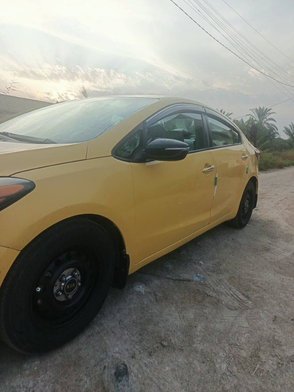 فورتي موديل ١٥ البيع سعر ٨٨ بيه مجال حك الجيه غير متواجد عل فيس فقط اتصال عل رقمي ***********
