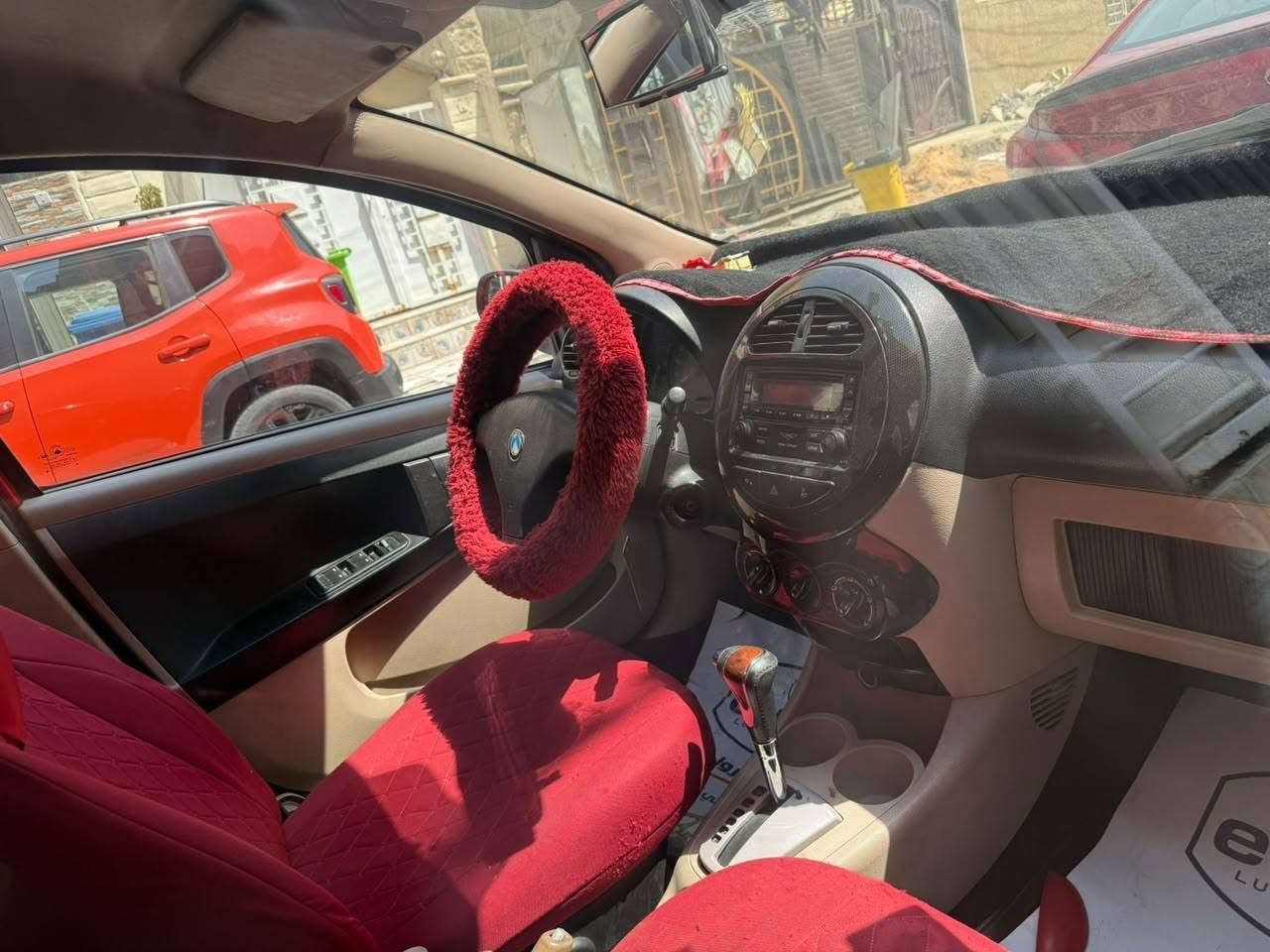 سلام عليكم باندا للبيع
سياره جاهزه ع اخر حبايه مكفوله من كلشي صدر حداديه كله جديد ورقم شبه مميز السعر 55 وبيه مجال عنوان بغداد حي جامعه
رقم الهاتف: ***********
