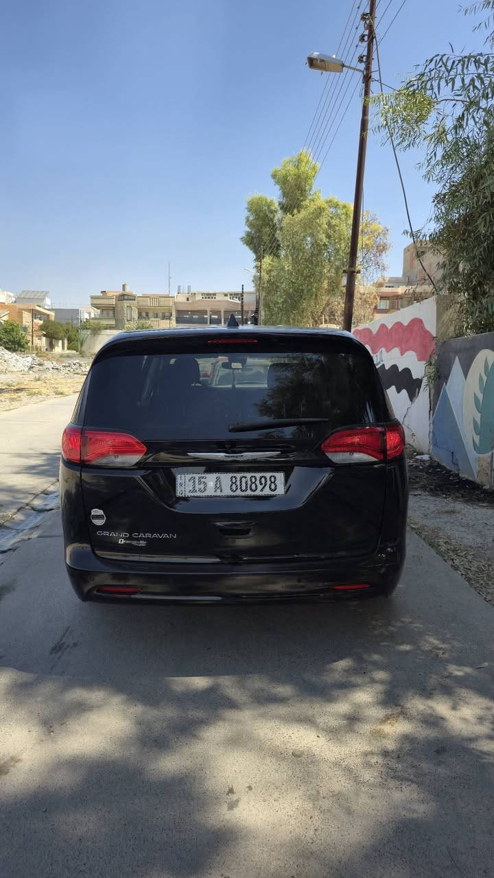 السلام عليكم
باسفيكا فيوجر كراند كرفان 
موديل ٢٠٢٤ 
سياره جديده ماشيه ١٧٠٠٠ مايل
شاشه كبيره
تحكمات استيرن
حساسات خلفيه
رادار امامي
اشاير بالمري
سياره داخله كتاب شهداء
رقم انبار تريد وكاله تريد تحويل
ضررها باب وجاملغ جهة السايق 
تبديل بدون تصليح وبدون دواخل شرط
محرك ٦سلندر ٣٦٠٠ سياره كلش حلوه تخم تاير
تبريد ومحرك وكير ونظافه 
السعر  ٢٣٥
***********
