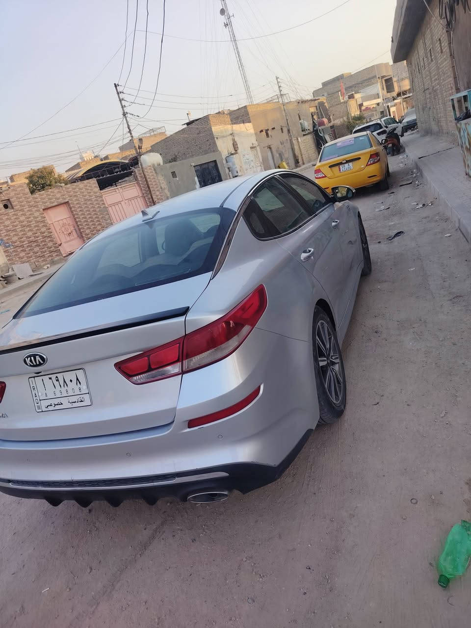 السلام عليكم
كيا اوبتيما 2019 ماشيه 99الف رقم ر بسمي مداور ثاني يوم وارد أمريكي ضرر جاملغ وبنيد بدون ايرباك
مواصفات السياره

شاشه كبيره +فول تحكم ستيرن
نظام خروج عن المسار
ثلاث وضعيات قياده DRIVE MODE
لد امامي نهاري حاجب
يدات نيكل+ اشاير بالمري
حساسات خلفيه

مكان السياره الديوانيه
السعر 128 وبيها مجال 
للاستفسار اكثر ***********
