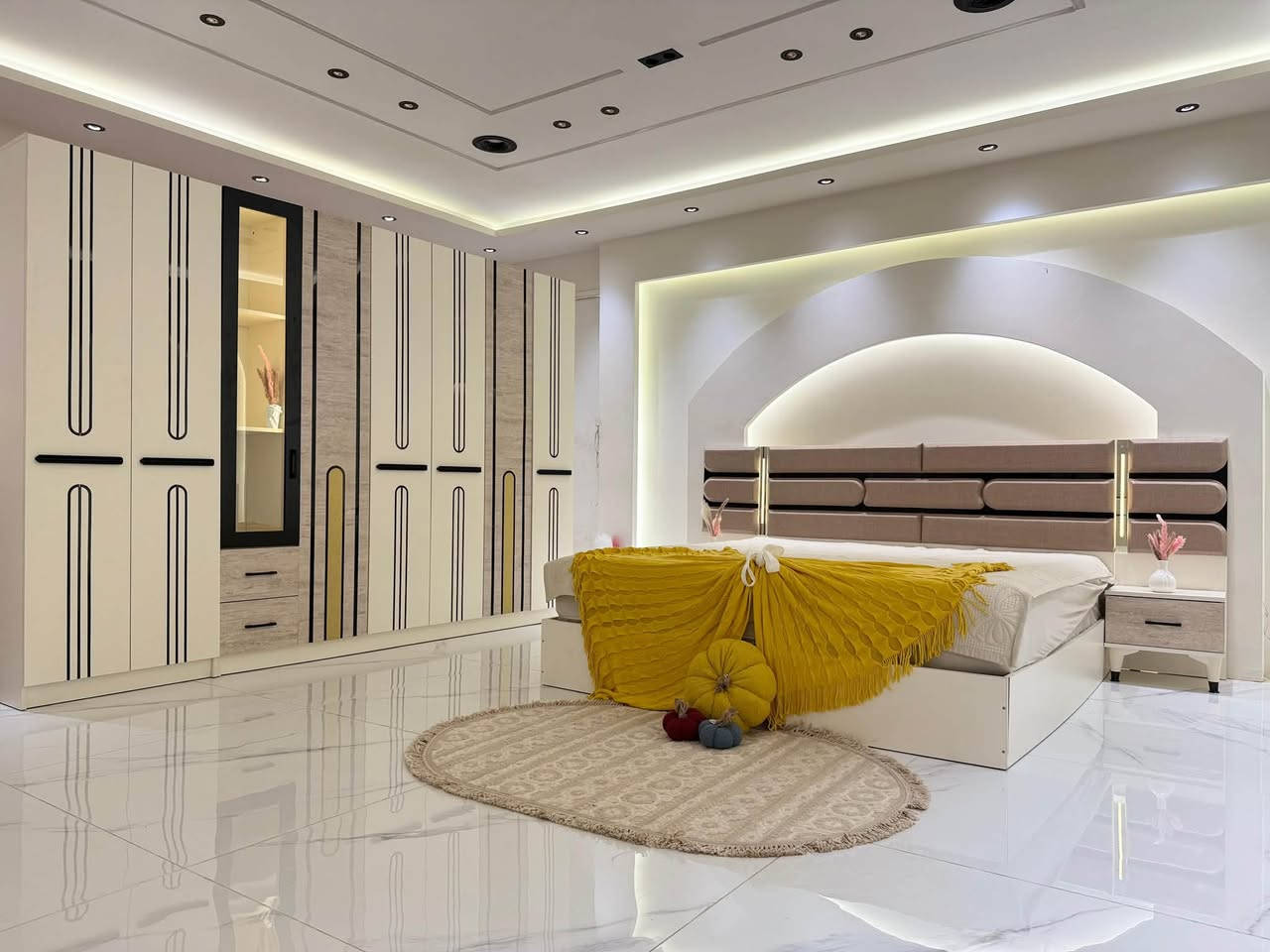 *على بركة الله تم وصول غرف النوم 🚚🛏️*
*موديل هونداي*
✅7قطعه
✅ سرير مخزن 
✅ كنتور وملحق 3متر 
✅ الميز تواليت ضخم 
❇️انارة بل كنتور
✅ شغل ممتاز 
✅ قياسات ضخمه 
❇️كنتور8ابواب ومجرات
❇️انارة بل سرير
❇️جام شفاف

💵💵السعر مليون و 90 الف دينار 💵💵

النقل والتنصيب مجاني🚛🛏️✨
ضمان 10 مرات فتح واعادة تنصيب 👌💫

✨✨يوجد لدينا نظام الاقساط على✨✨
كي كارد الرافدين💳
كي كارد الرشد💳
كي كارد المصرف الاهلي العراقي💳

✨✨يوجد لدينا خدمة توصيل لجميع محافظات العراق🚚📦✨✨

العنوان بابل الاسكندريه مجمع حطين شركه عرش اليقين🏢🚘
☎️*********** ،، ***********
