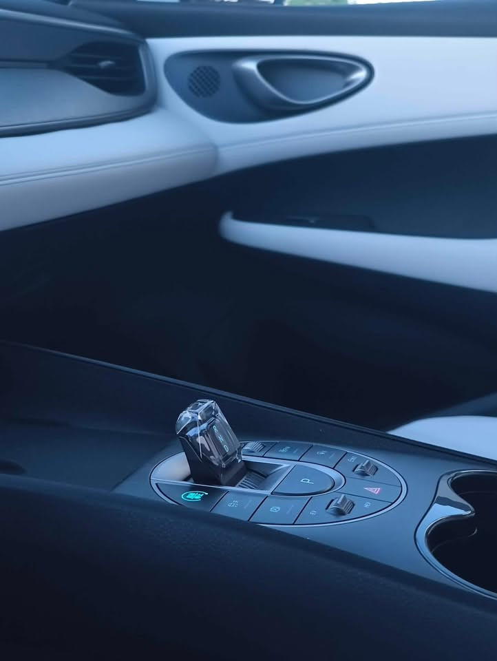 للبيع BYD سيل 5 
ويل كروم 
رقم بغداد مميز  Q  79090 
بعدهي بحالة الوكالة
 ماشية المجموع الف و300 كيلو 
السيارة بأسمي تحويل ثاني يوم 
بيها سونار من المندلاوي ￼
مكان السيارة بغداد الشعب
السعر 21 مليون وبيها مجال حگ الجية 
الاتصال ***********
