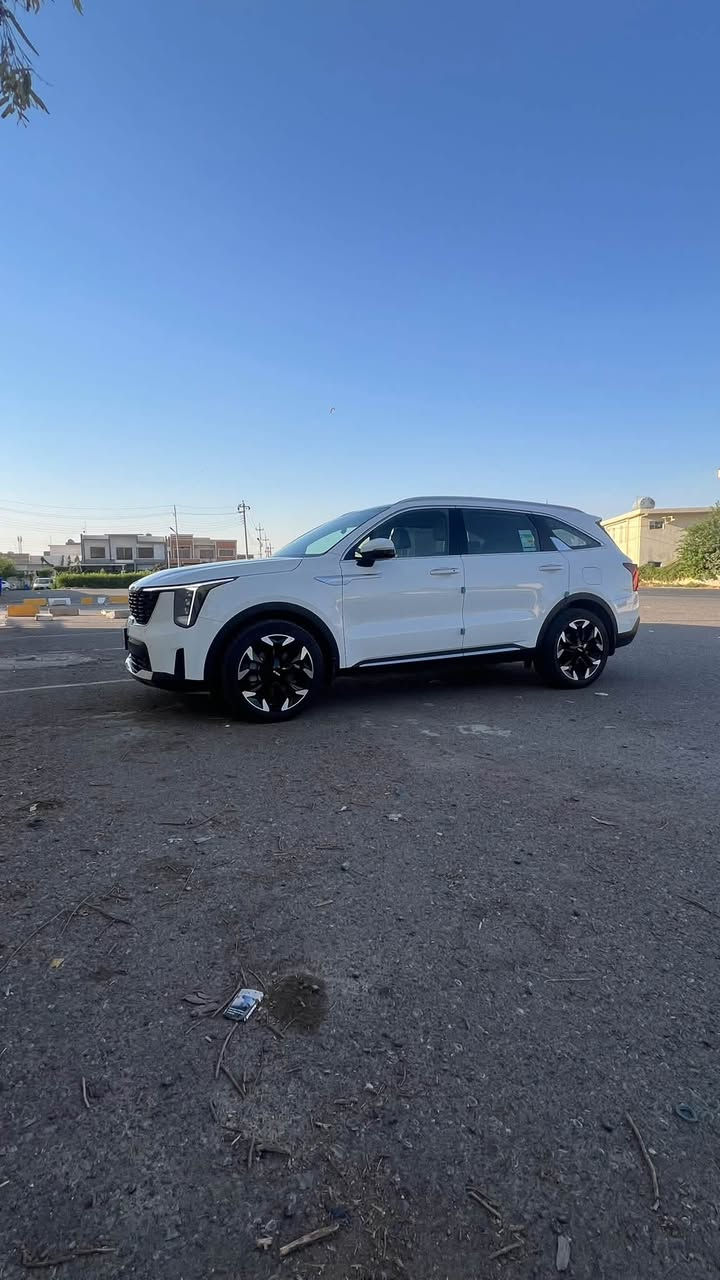كيا سورينتو 2025
محرك 6 سلندر 3500 
كرسي كهربائي
صندوق كهربائي
تشغيل بالبصمة + تشغيل عن بعد
ويل 20 إنج
كير ماوس
بردات خلفية
حساسات أمامية وخلفية
شاشة متصلة حديثة
كيجات الكترونية
تحكم تبريد لمس
أوتو هولد + دريف مود + هندبريك كهرباء
فول تحكمات ستيرن
تبريد 3 قطع
مقاعد ركاب عدد 7
شاحن موبايل لاسلكي
مرايا كهرباء 
فتحه بانوراما 
فول مواصفات عدا ٥ كاميرات 
كفاله عامه 
الممشى 12 الف 
رقم اربيل 
السعر ٣٣٥ وبيها مجال 
العنوان اربيل 

التواصل ***********
