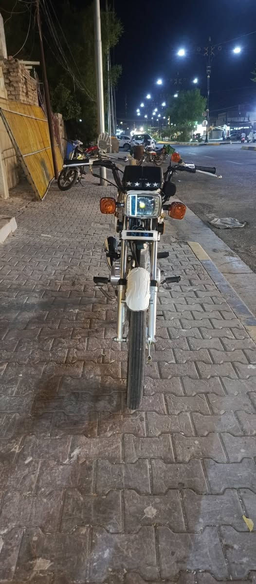 سلام عليكم شباب مطور لبيع يراني  نامه مديل26 سعر  اسفسار تصال علا رقم ‏‪***********‬‏
