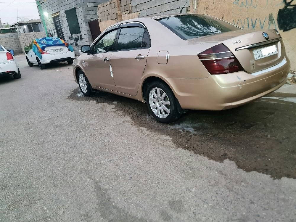 جيلي موبل موديل 13 رقم بغداد راعيه بالبصره شرط التحويل مكينه وكير وتبريد وحداده بحاله جيده نقصها بس دبلات ،، السيارة كفاله من الضربه بيه صبغ جاملغ الامامي فقط ،،سعرها 43 ورقه مكان السياره بصره 
*********** البصرة, العراق
