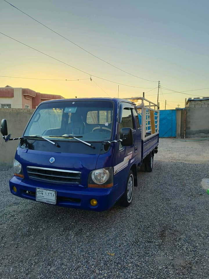 السلام عليكم كيا بزون موديل_٢٠٠٣ ما مسجل كير محرك اكسن شرط سدر جديد طخم تاير ٦جديد كهرباء شقاله شاشة شقاله  السعر ٤٢وبيه مجال البيع نقد عتضر عن المرس مكان السيارة الشرقاط رقم الهاتف ***********
