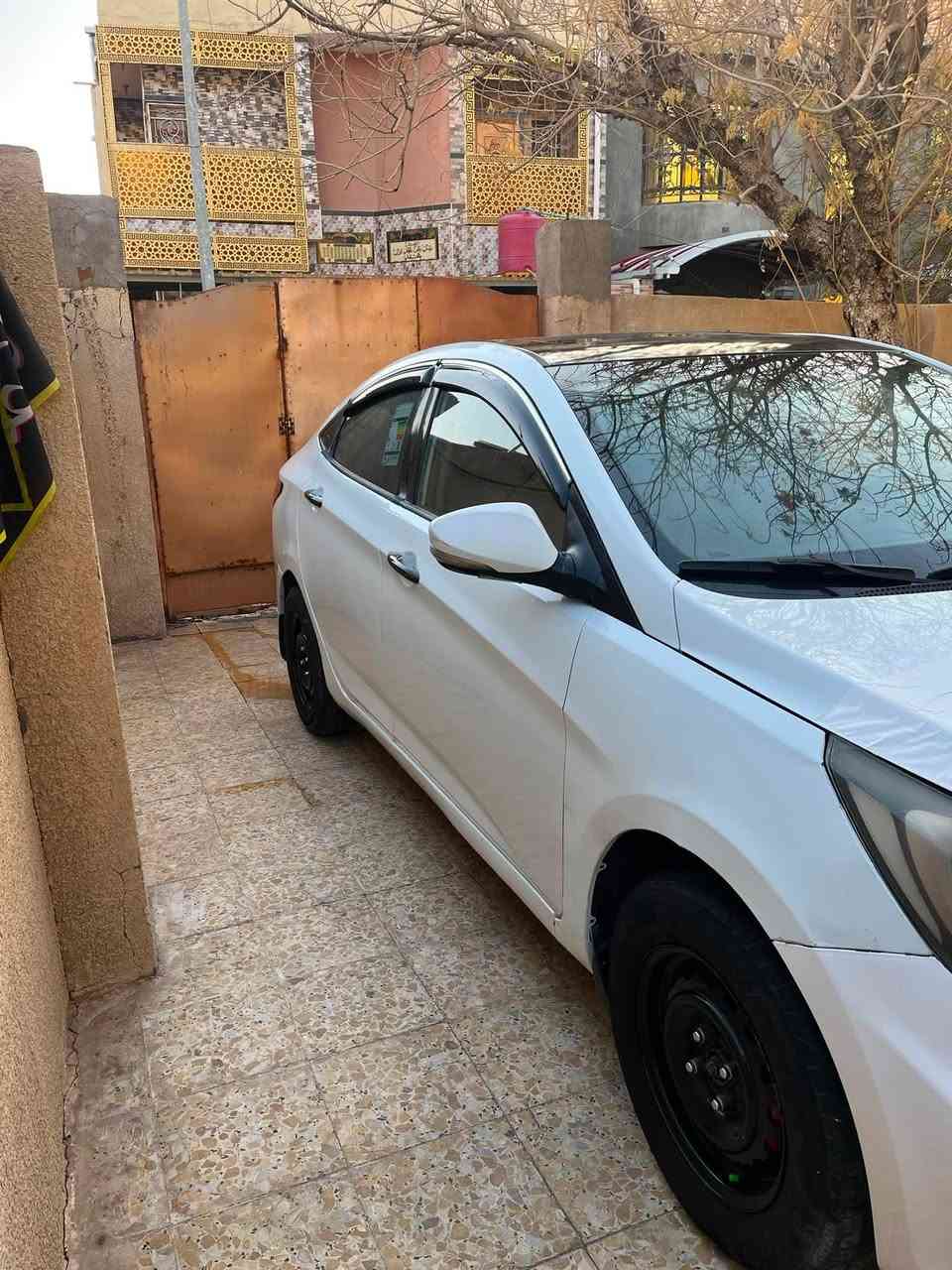 للبيع او مراوس 
أكسنت موديل 2015 خليجي مكينة 1600 قطرتين دوش المرغوبة فول مواصفات فتحة نضام ايكو تحكم استيرن اشاير بالمري كير ومكينة على البلاد لا ملعوب بيهن ولا مبدلات تبريد ثلج سنوية لـ 28 الحدادية 90‎%‎ وعندي الكزوز طاك من جوه اتعاجز اروح اسوي مكان السيارة البصرة حادث السيارة جنطه ومبدل بيها جاملغ خلفي واحد فقط بالنسبة الي ابيع حزام علمود لا اتعبك وتعبني وغير متواجد على الفيس 

السعر 74 وبيها مجال للناس الطيبه

*********** 

عليه العباس اليكسر بحلالي وشكراً
