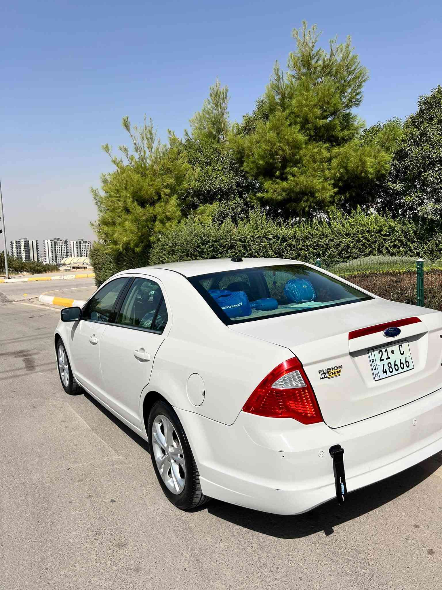 Ford fusion 2012 se 2.5
فۆڕت ڤیوشن ٢٠١٢ se  ٢.٥  ٤بستۆن شتی شاز مواسەفات ئەمریکی
ڕەنگی سپی شتی پاکو جوان  بێ مەسرەف زەمان
دەعمی نیە تەنها یەک چەمەلەخ دواوە بۆیاخە درگای گەراج بەری کەوتوە دیاریم کردوە لە ڕەسما
گێڕو مەکینە کارەبای بە شەرت شتی دانسقە تەپەی گێڕی نیە 
ڕۆن هایدرۆلیک گێڕ تازە شلەمەنی کامل گۆڕاوە پاتری تازە 
پێشو دوای زۆر تونو تۆڵە تازە گۆڕاوە 
تەبرید ساردو گەرم زۆر بێحلە 
سەنەوی تازە تا ٢٠٢٩
مواسەفات
ناو زەرد
گێڕ تۆماتیک
چوار جام کارەبا
حاسەی بەگ
کوشن کارەبا
شاشە و کامێرا
سیستەم سەوتی  sync
هەموو گیانی بە شەرت کامل سێرڤس و حەمام کراوە بەس لە سایەقی کەمە 
سعری ٩٨ مەعامەلە برایانە 
 *********** ژ.م
