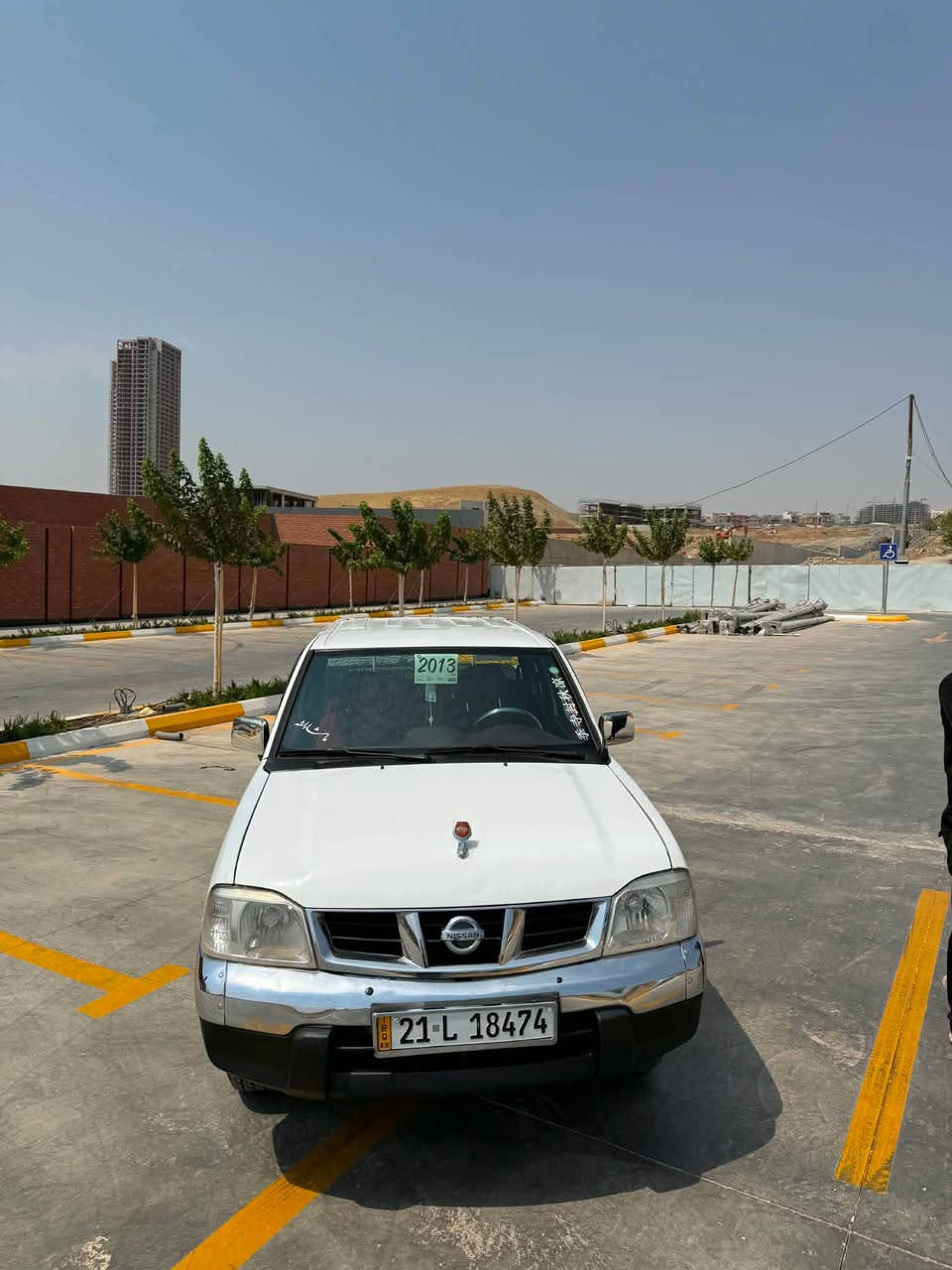سلاوی خواتان لینی هاوریان نیسان پیکاب بۆ فرۆشتن ٢٠١٣ 
ناو سور  تەبرید لەسەر سویچ❄️
گیرو مەکینە بە شەرت  مەکینەی نەکراوەتەوە 
 ناو کوشنی کامل تی گیراوە  
تایەی تازە
کلاجو عەینەی تازە  
سەنەوی تازەیە
بانسی تازە  
 ناو بۆدی سفری بۆ کراوە
 کامل لایتو سەژنو  فول زینۆن
تەقەو رەقەی نیە کامل مەسرەف کراوە  
٥ پارچەو نیوی بۆیاخە بەشەرتی ئەوەی وەرگەراو نەبیت
*********** السليمانية, العراق
