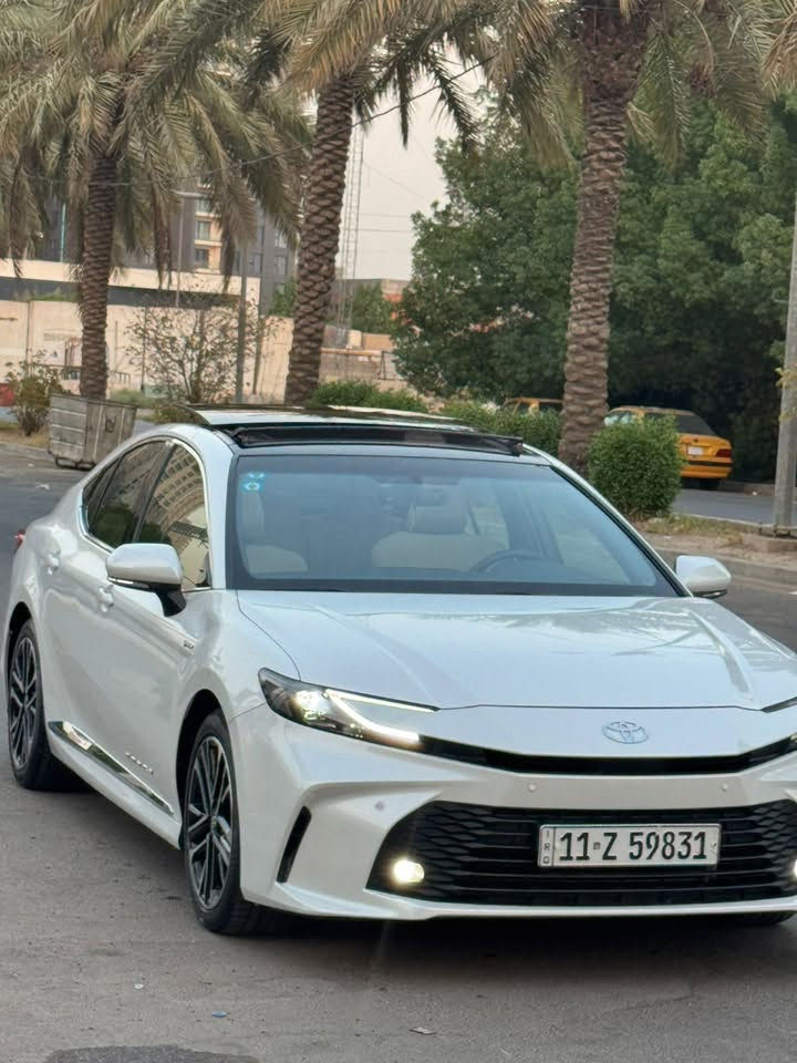 سلام عليكم للبيع كامري 2025 وكالة عبداللطيف بانوراما فول مواصفات 1/1 رقم بغداد مكفولة ماشية 21 الف مكاني بغداد الكرخ للاتصال ***********
