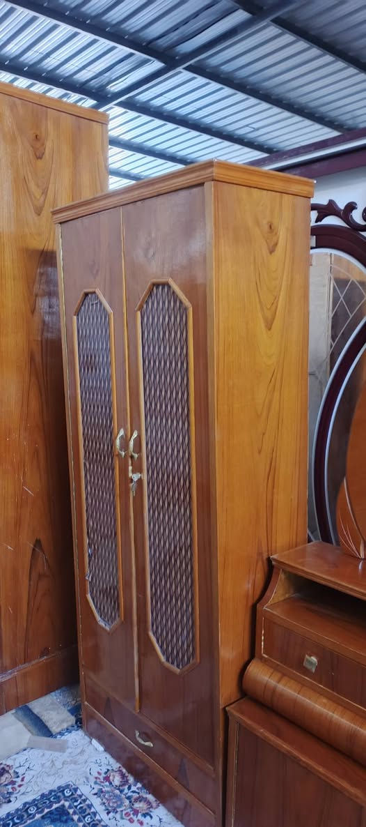 السلام عليكم
غرفه عراقيه نضيفه بسعر مناسب للبيع في مزاد الشارقه 

العنوان:بعقوبه كاطون الرحمه مقابل شارع ابو رسول الاستداره الثالثه 

مستعدون لشراء جميع أنواع الاثاث المنزلي

***********

